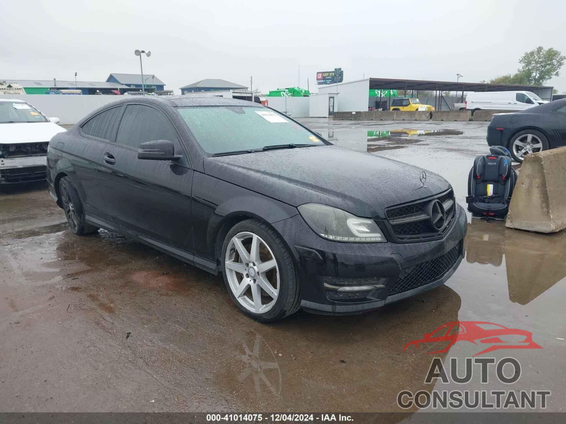 MERCEDES-BENZ C 250 2013 - WDDGJ4HB6DG003352