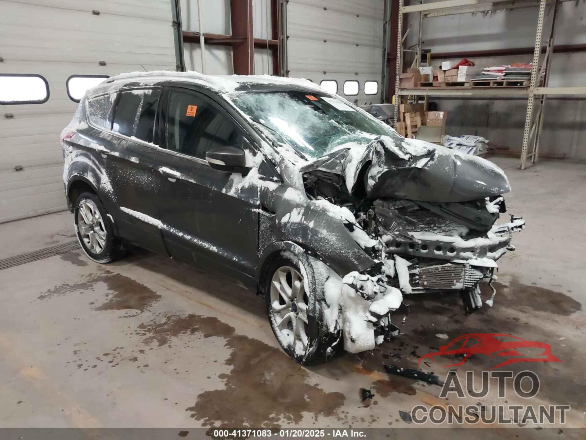 FORD ESCAPE 2016 - 1FMCU9JX1GUB00835