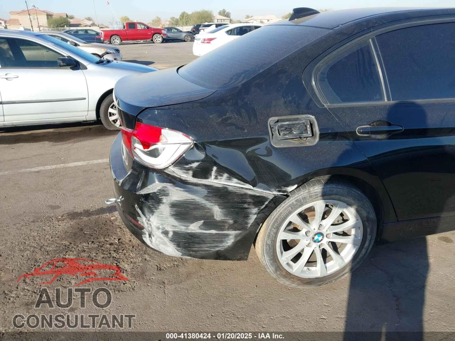 BMW 320I 2016 - WBA8E1G57GNU10039