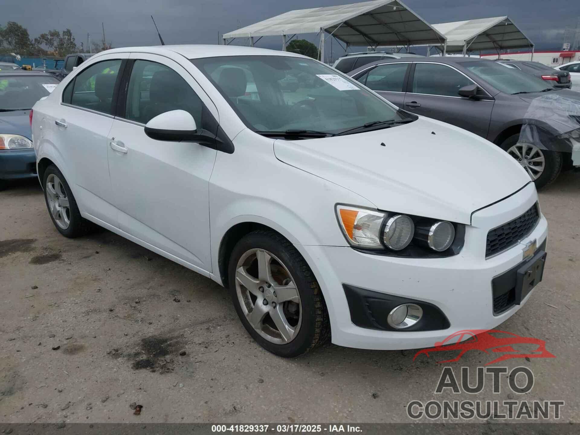 CHEVROLET SONIC 2013 - 1G1JE5SH6D4172014