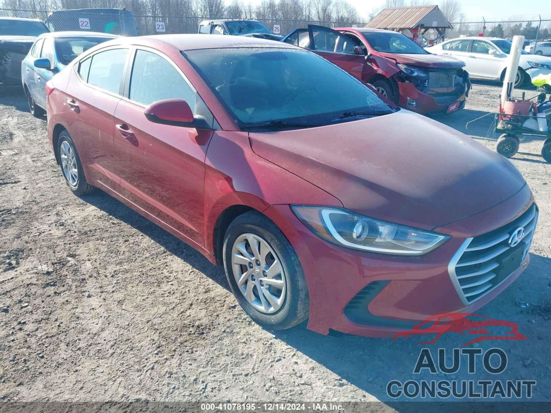 HYUNDAI ELANTRA 2017 - KMHD74LF4HU371750