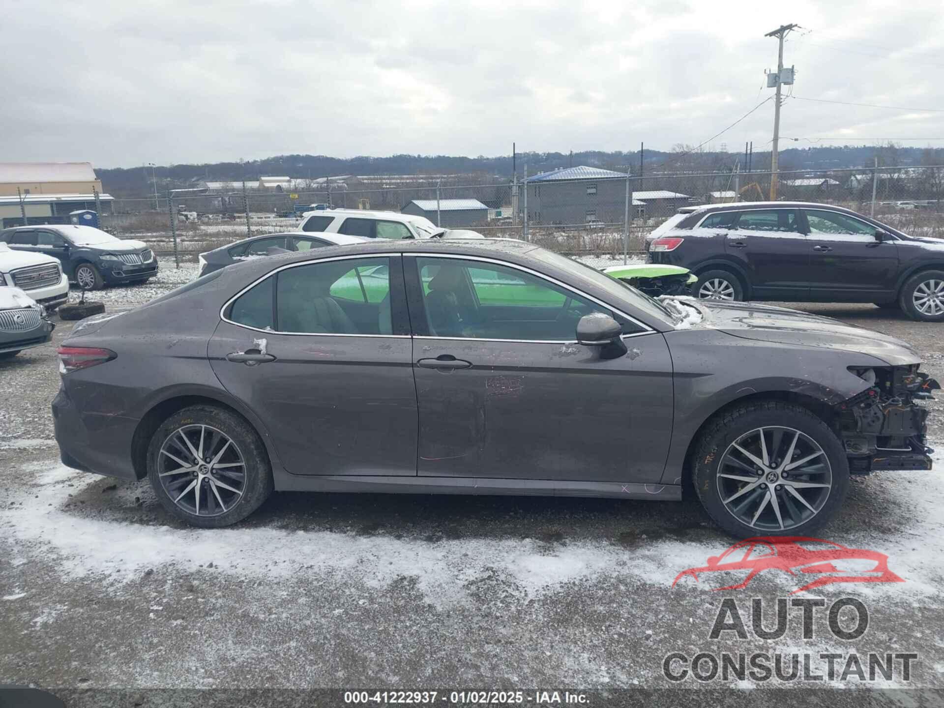 TOYOTA CAMRY 2022 - 4T1F31AK5NU589792