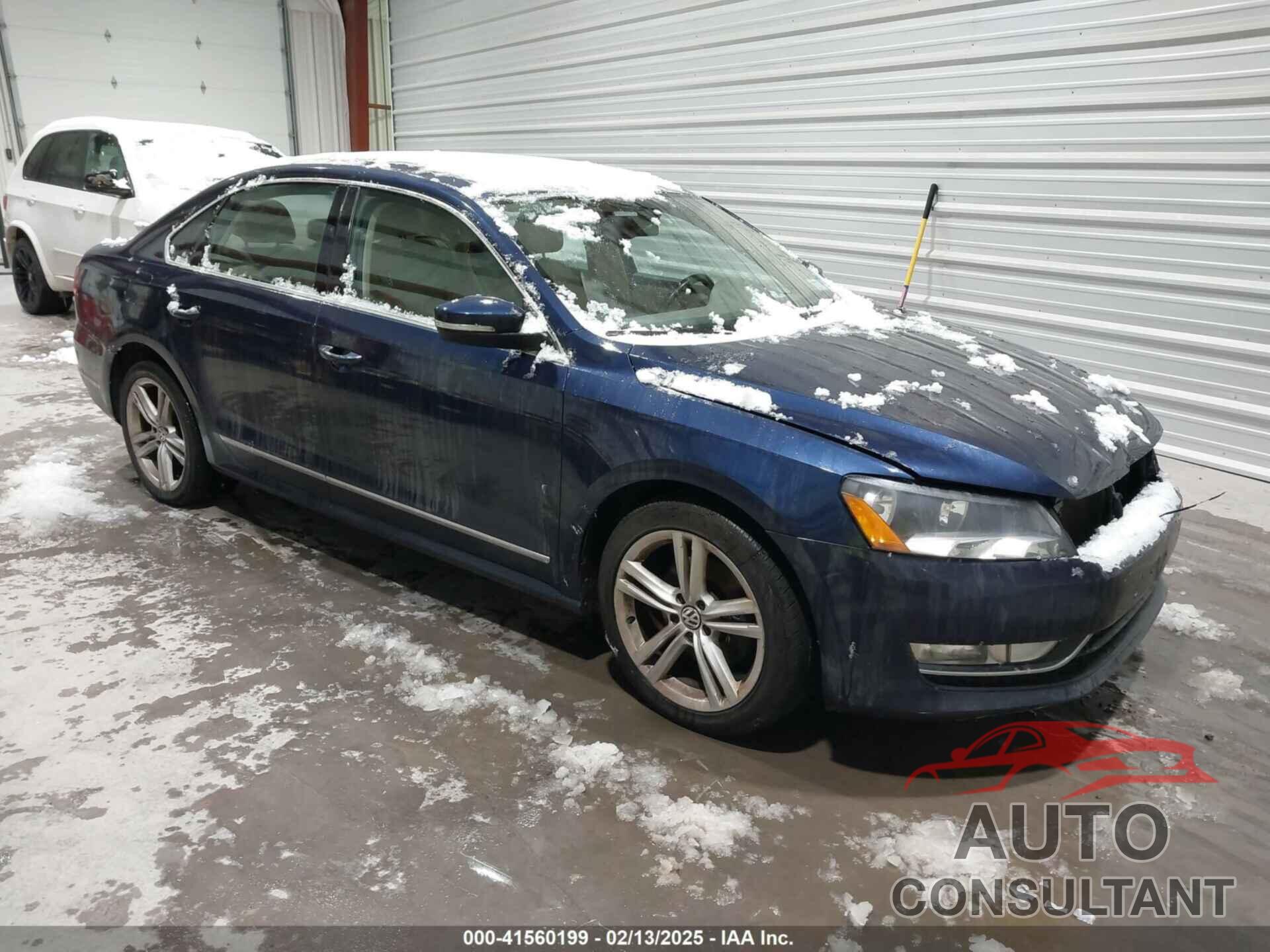 VOLKSWAGEN PASSAT 2013 - 1VWBN7A32DC055305