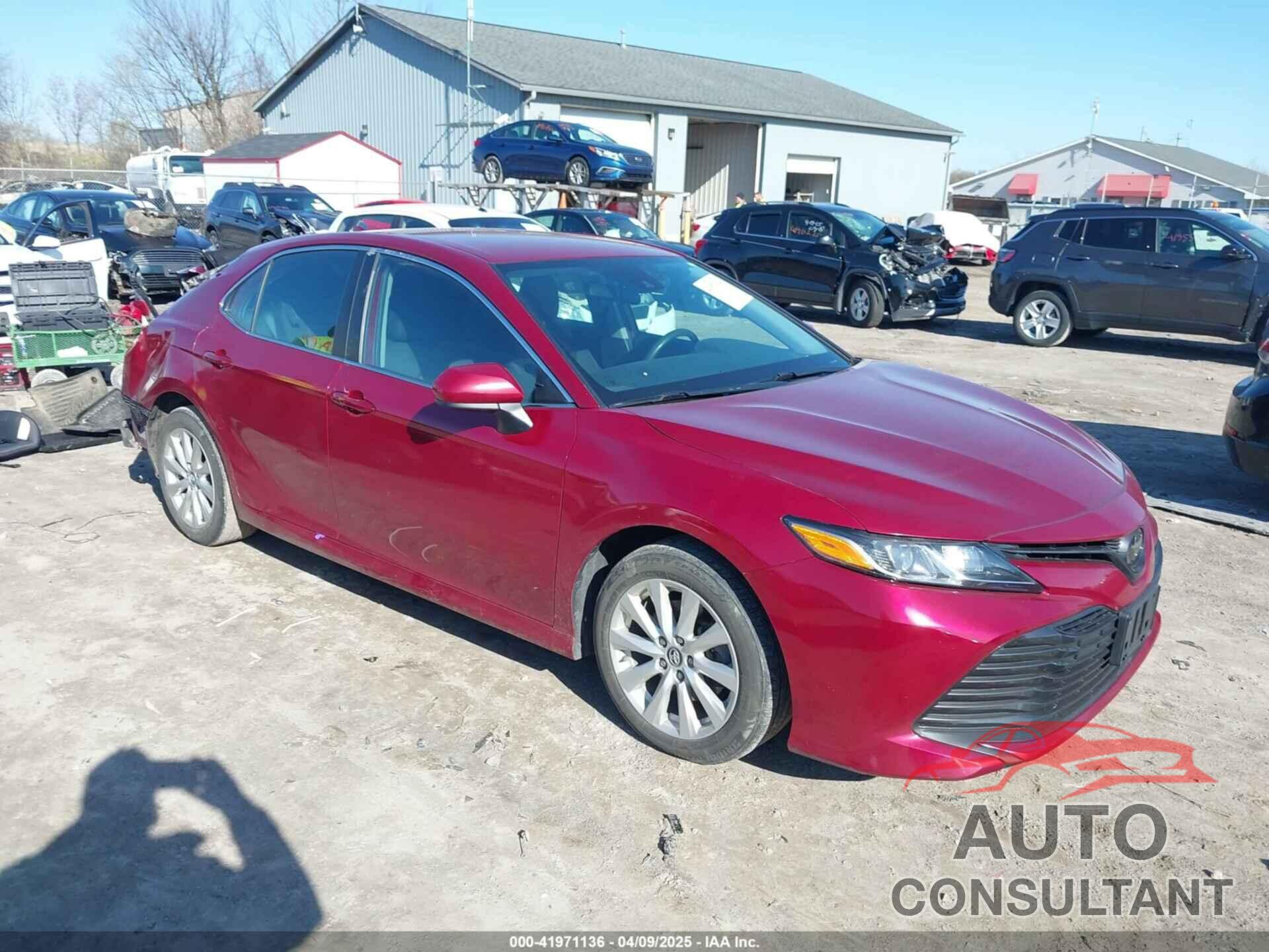 TOYOTA CAMRY 2019 - 4T1B11HK1KU233345