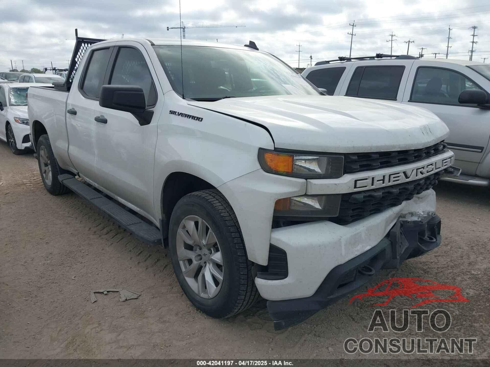 CHEVROLET SILVERADO 1500 2021 - 1GCRWBEH2MZ177506