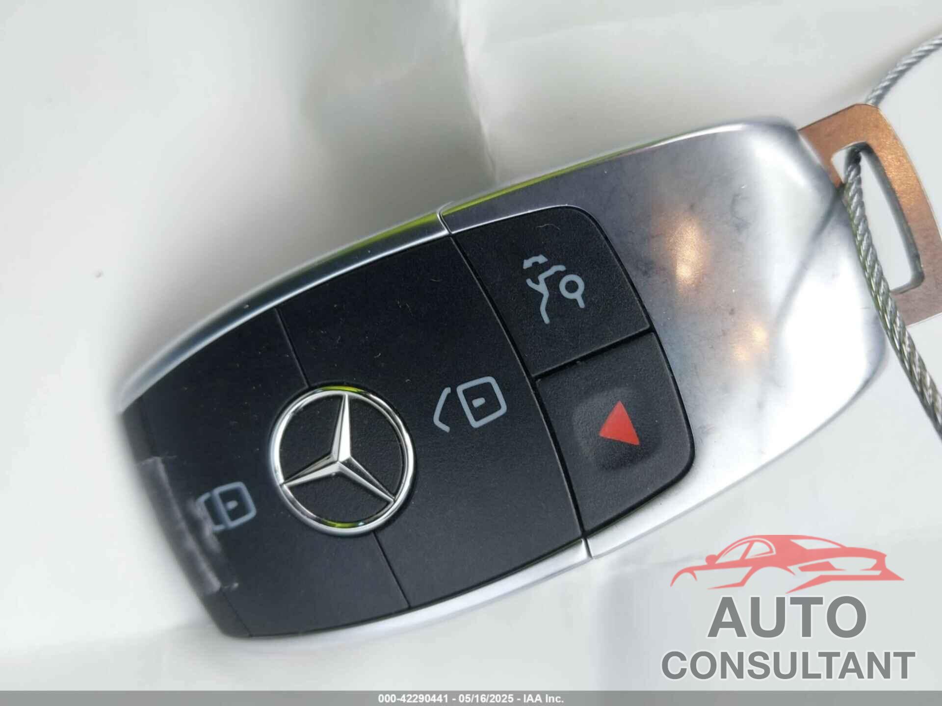MERCEDES-BENZ C 300 2020 - WDDWF8DB5LR539187