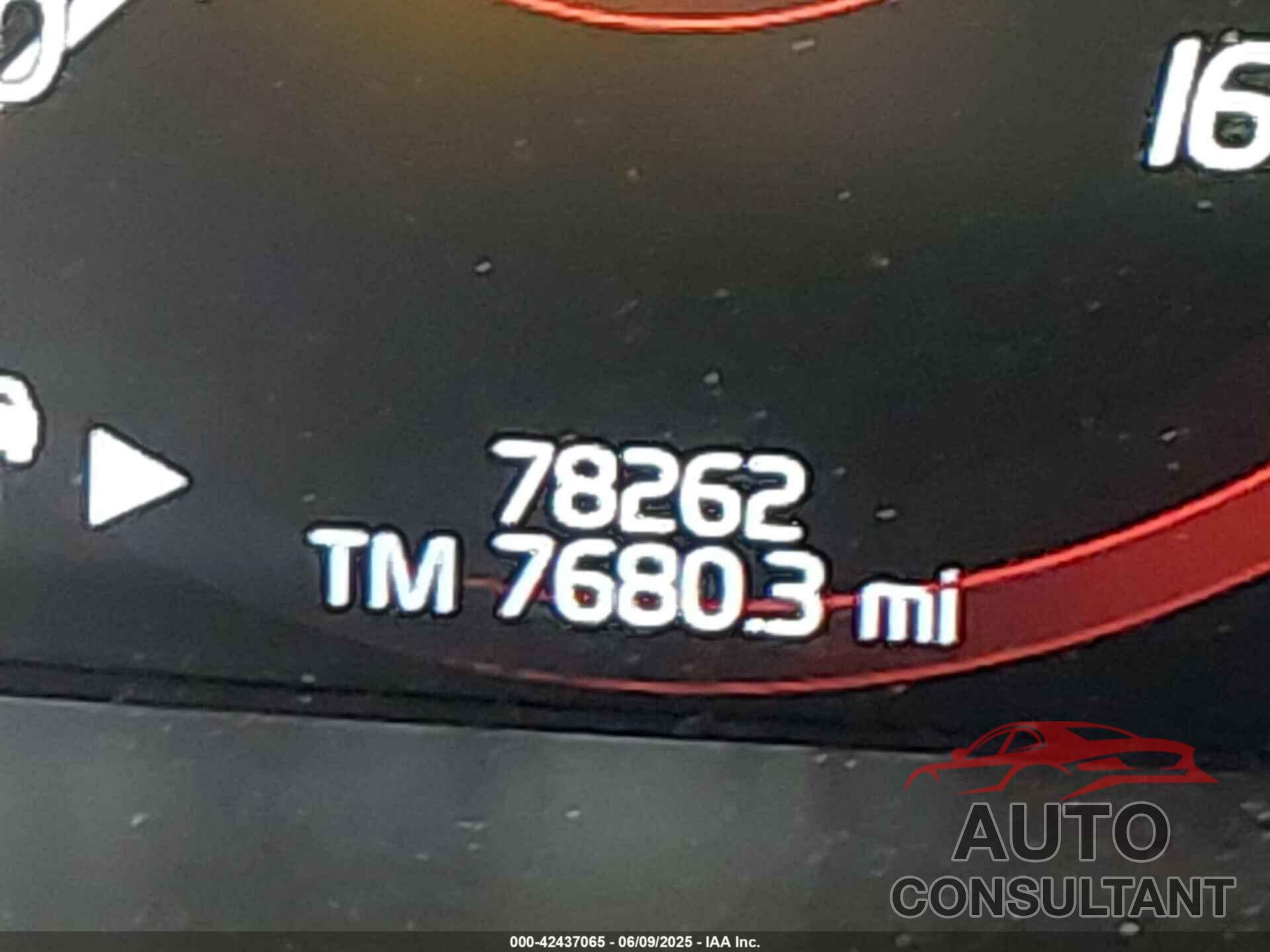 VOLVO XC90 2018 - YV4A22PK8J1213045