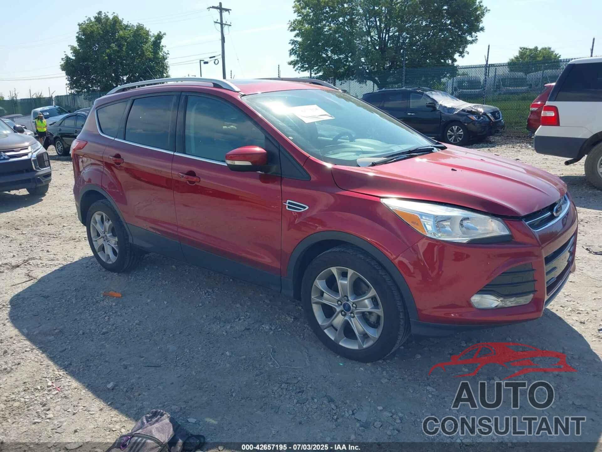 FORD ESCAPE 2015 - 1FMCU9J9XFUA21650