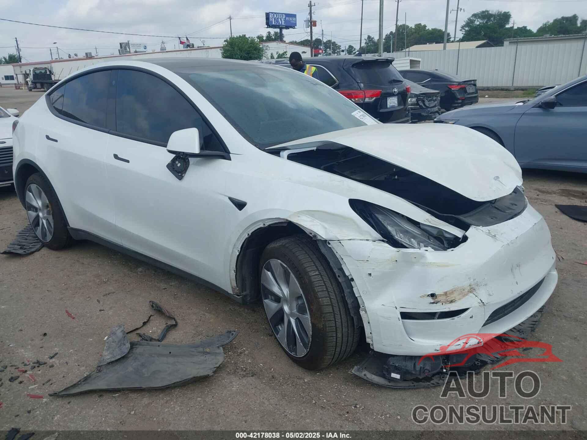 TESLA MODEL Y 2022 - 7SAYGDEE0NF332610