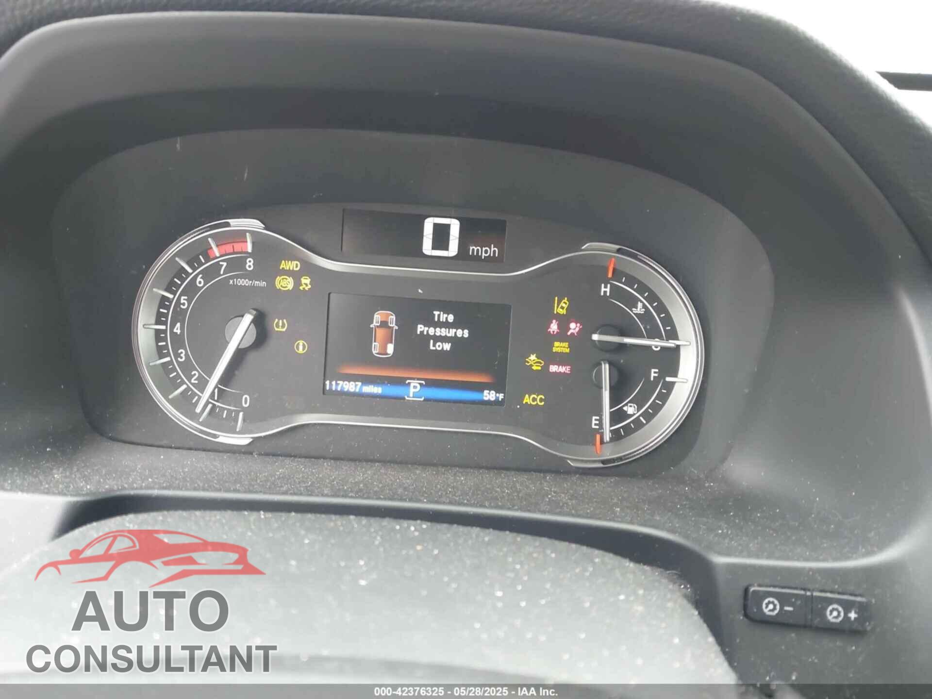 HONDA PILOT 2017 - 5FNYF6H95HB093151