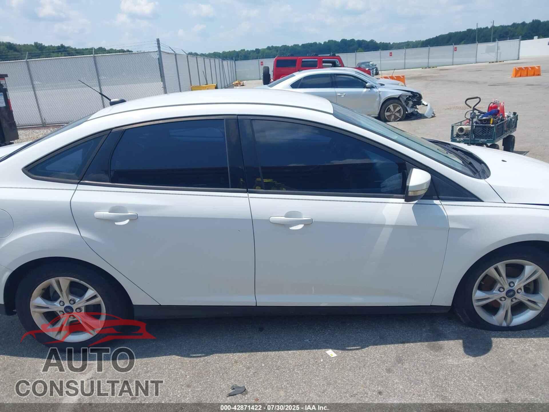FORD FOCUS 2013 - 1FADP3F2XDL155382