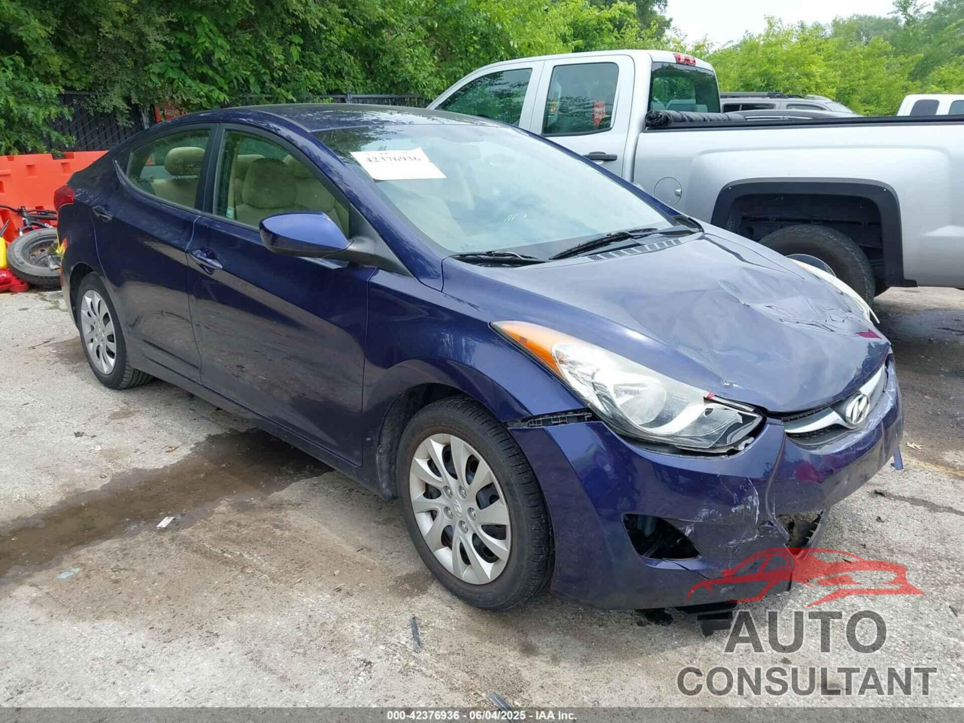 HYUNDAI ELANTRA 2013 - 5NPDH4AE4DH152805