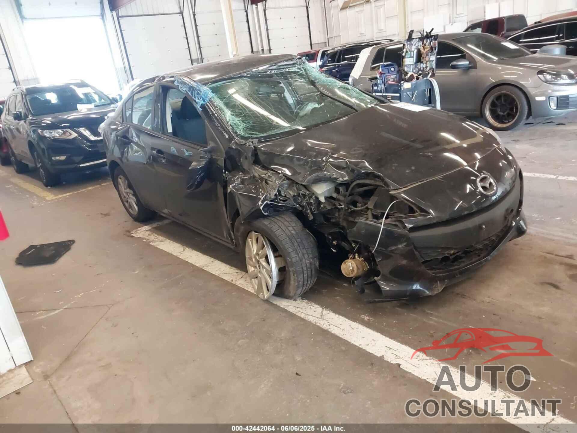 MAZDA MAZDA3 2013 - JM1BL1VP7D1786519