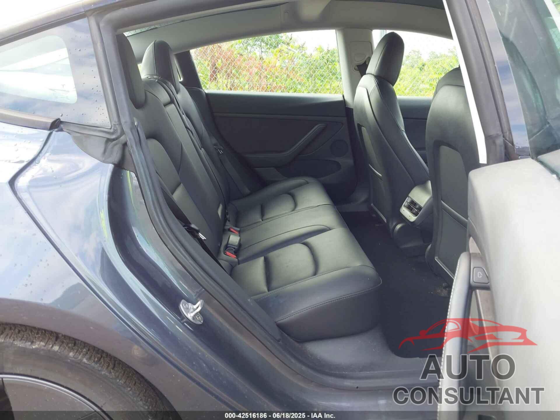 TESLA MODEL 3 2021 - 5YJ3E1EB1MF983986