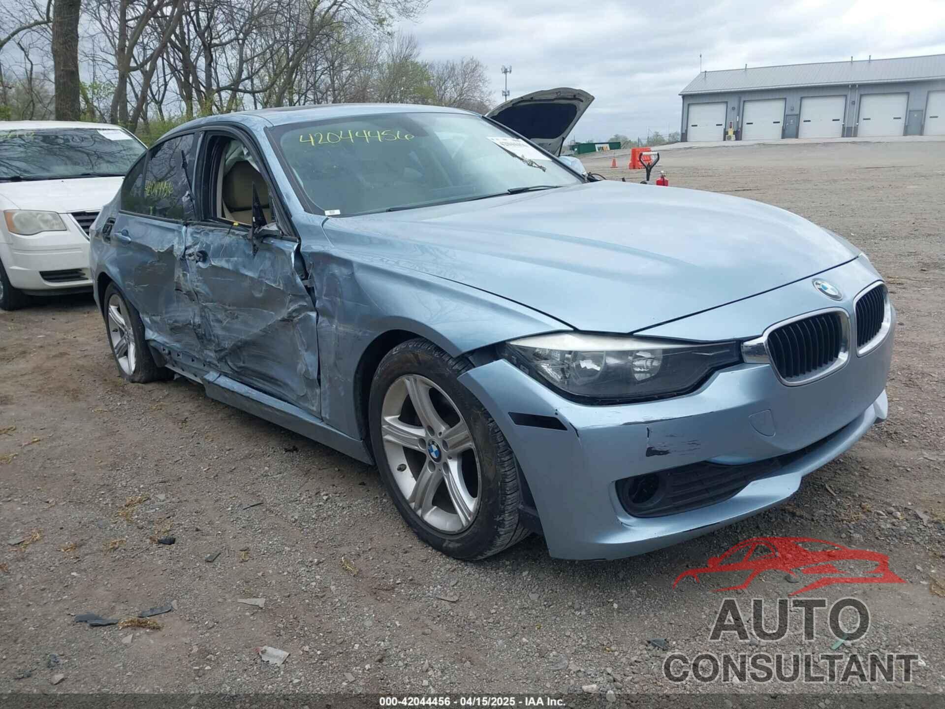 BMW 320I 2014 - WBA3B1C54EK132739