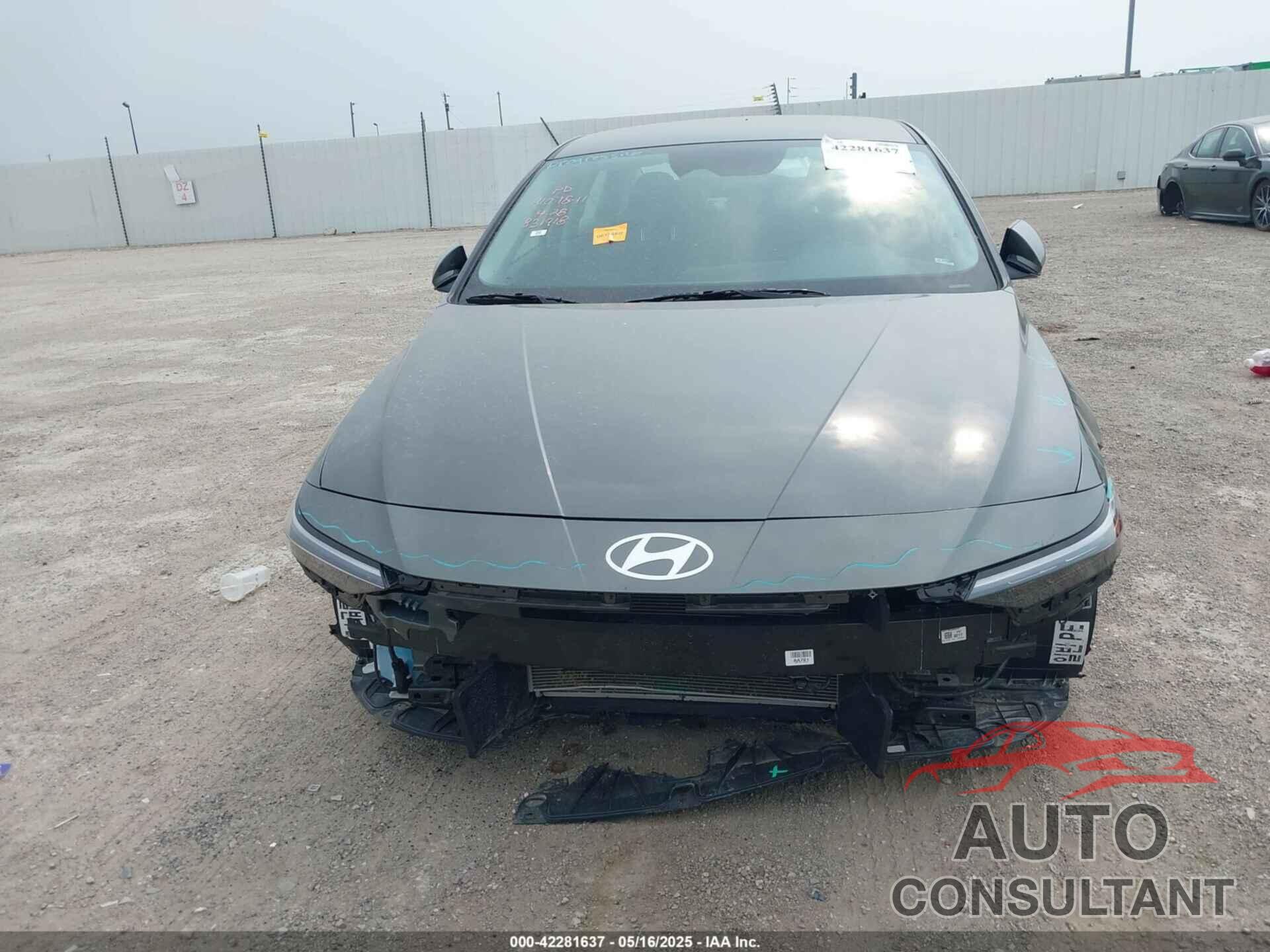 HYUNDAI ELANTRA 2024 - KMHLM4DG9RU831918