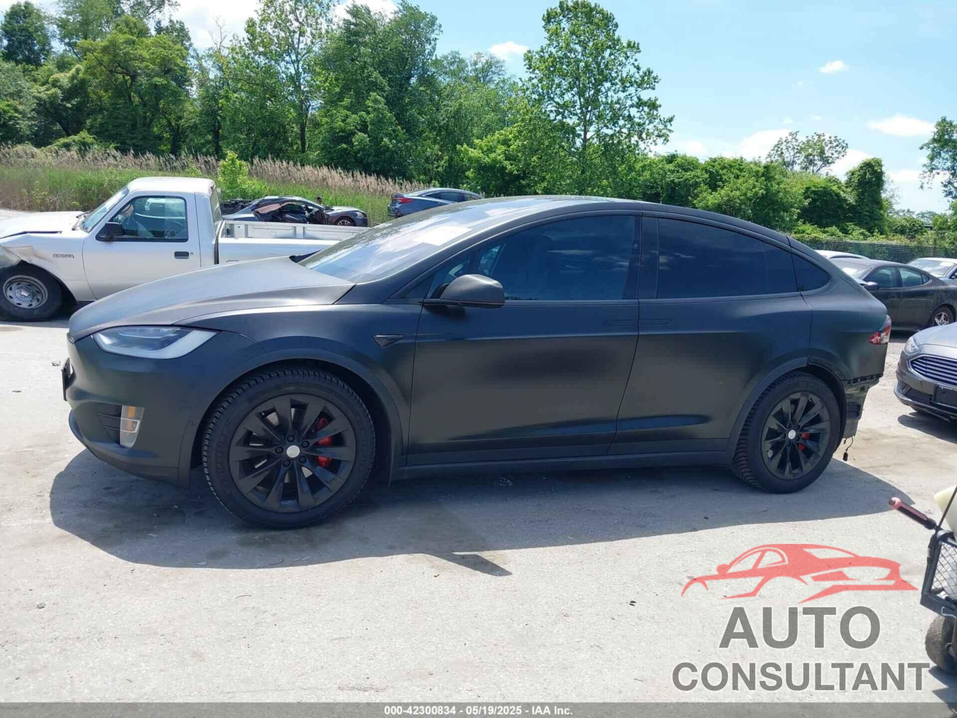 TESLA MODEL X 2018 - 5YJXCAE20JF142289