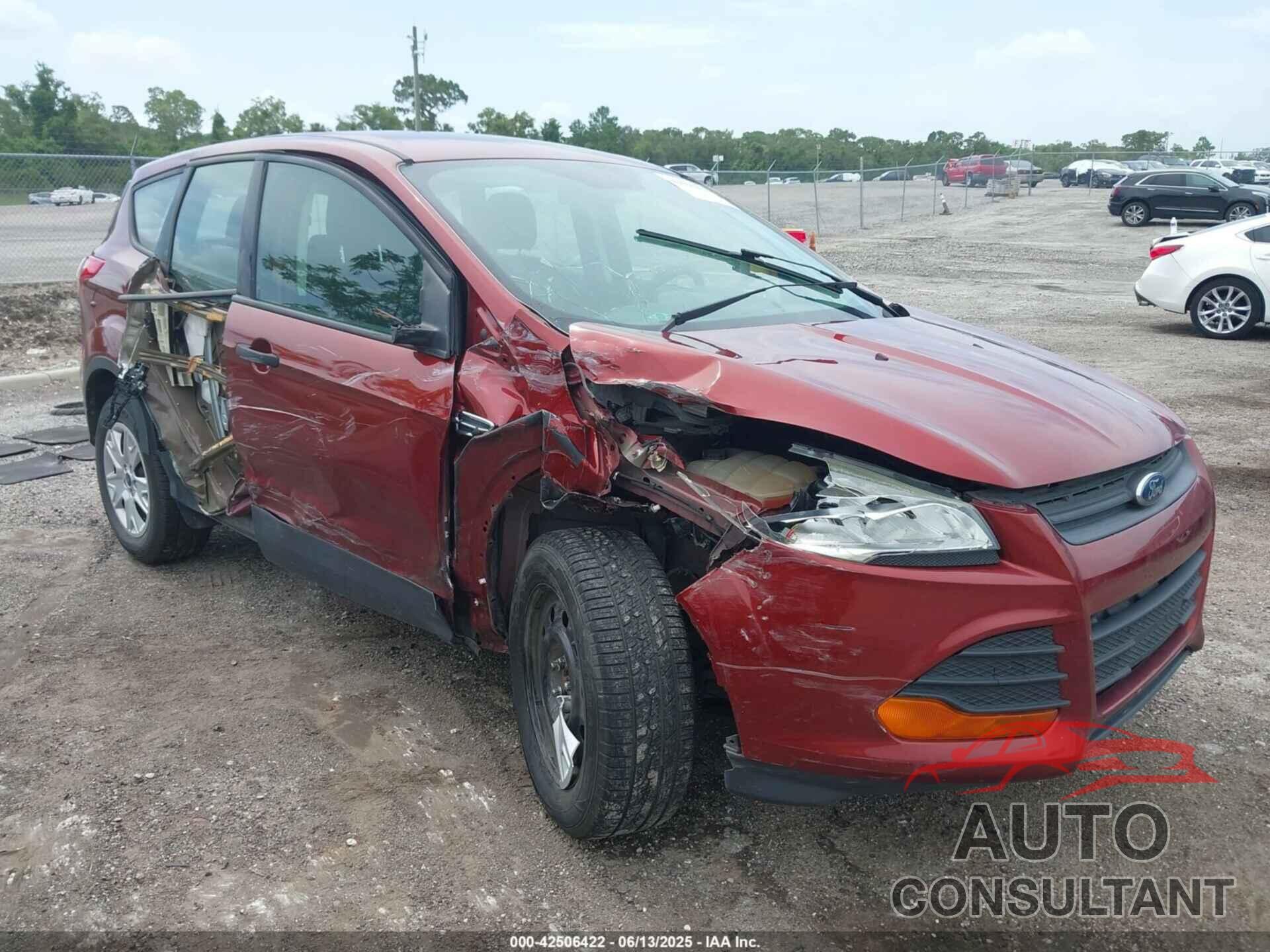 FORD ESCAPE 2015 - 1FMCU0F76FUC01503