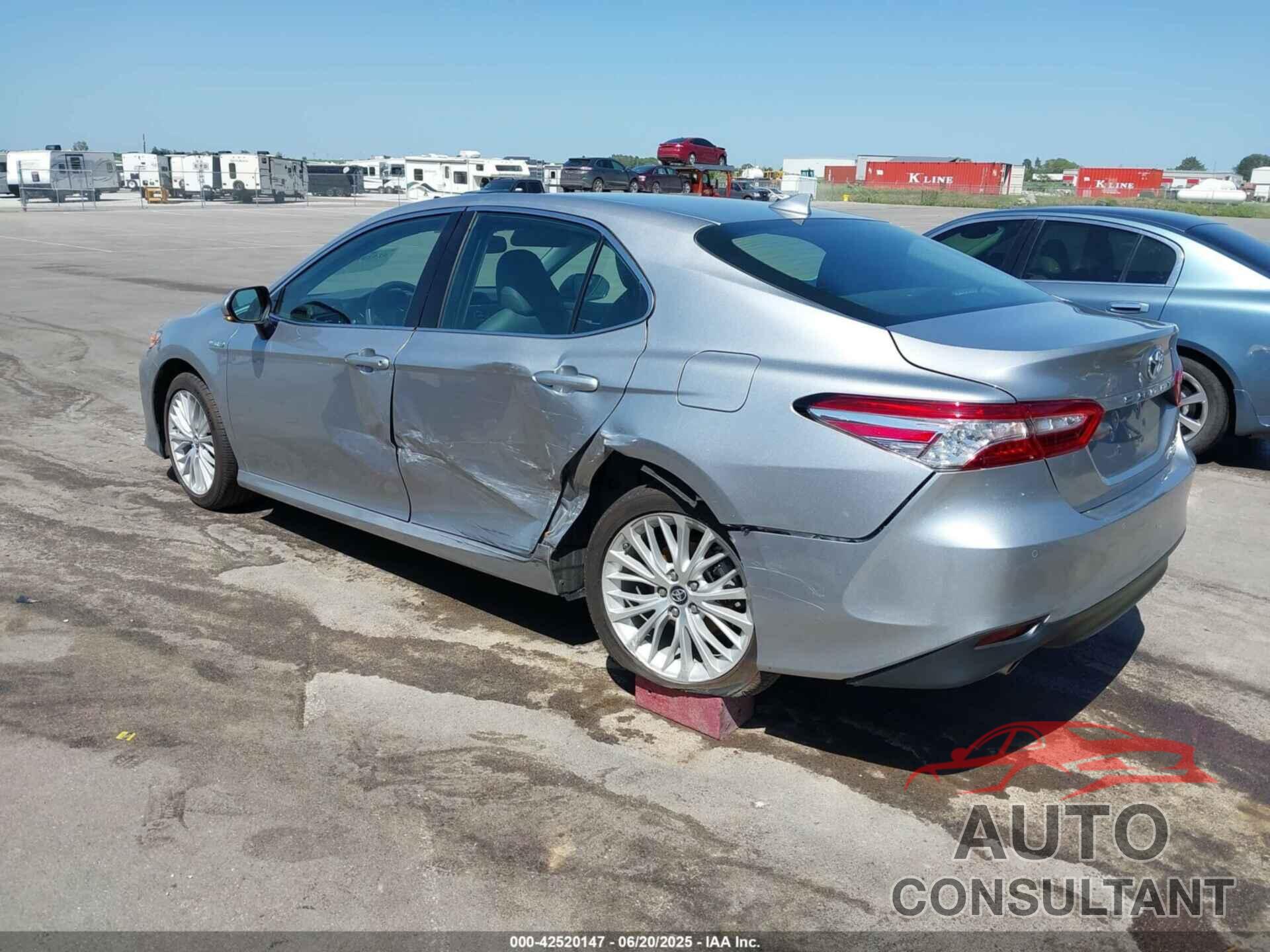 TOYOTA CAMRY 2019 - 4T1B21HK1KU515160