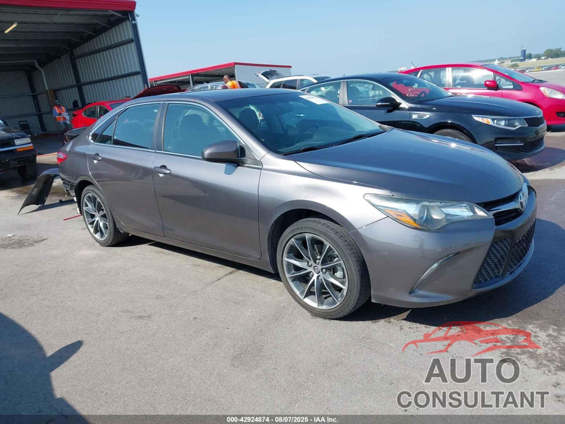 TOYOTA CAMRY 2015 - 4T1BF1FK4FU910866