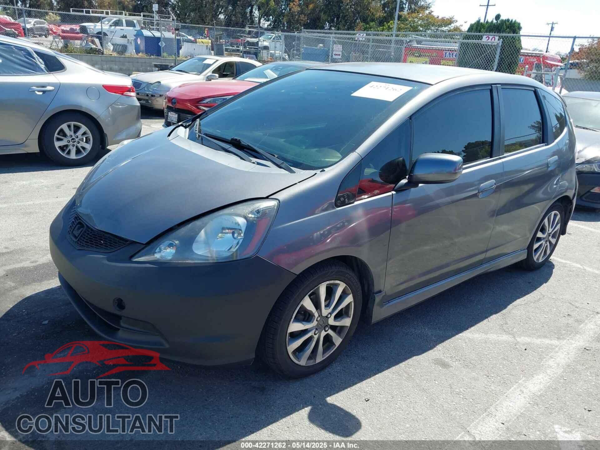 HONDA FIT 2013 - JHMGE8H51DC057194