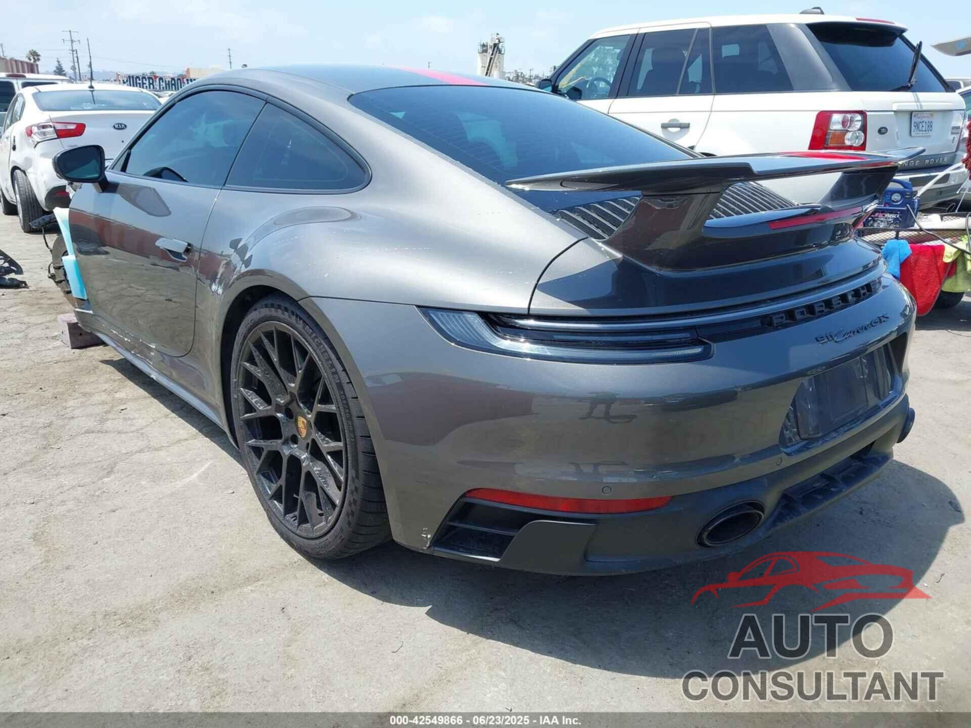 PORSCHE 911 2024 - WP0AB2A99RS221007