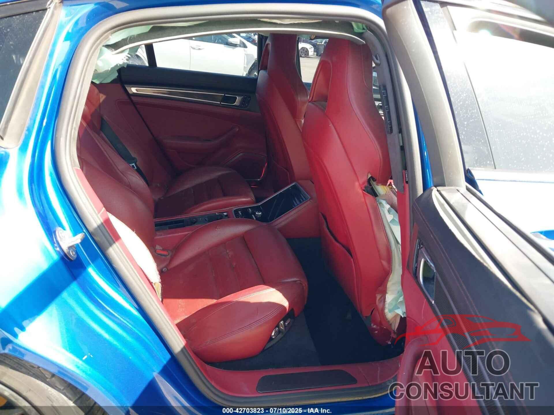 PORSCHE PANAMERA 2017 - WP0AF2A76HL152742
