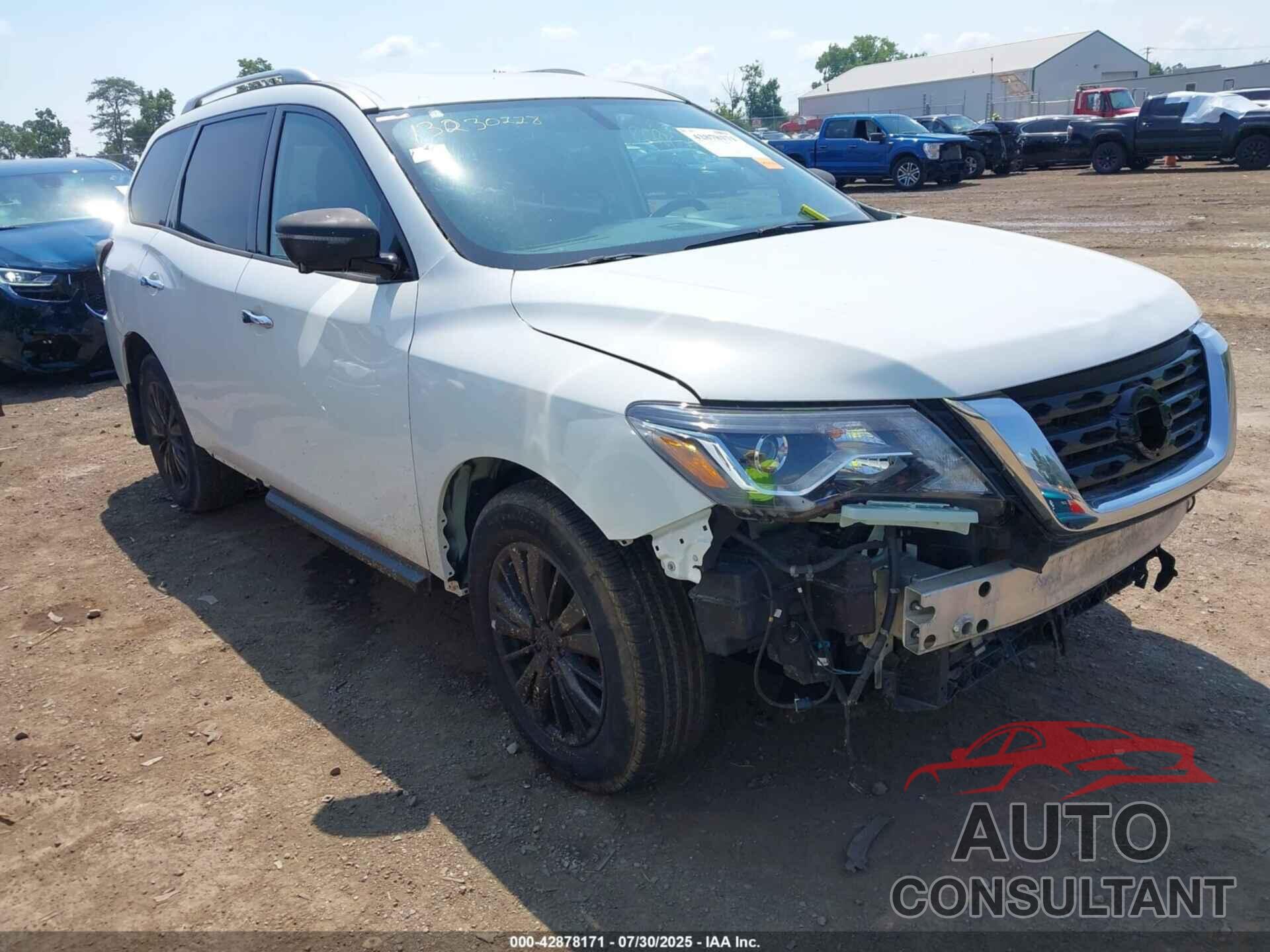 NISSAN PATHFINDER 2017 - 5N1DR2MM3HC654383