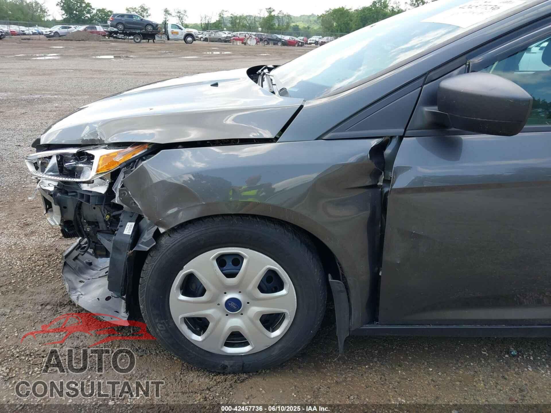 FORD FOCUS 2016 - 1FADP3E26GL207998