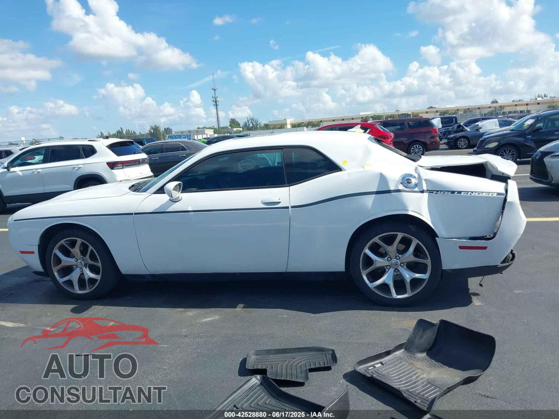 DODGE CHALLENGER 2015 - 2C3CDZBG4FH723004