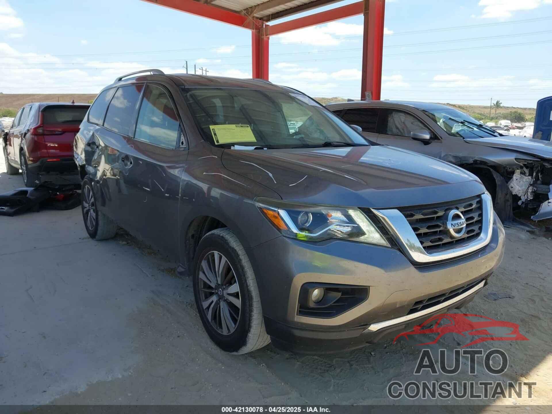 NISSAN PATHFINDER 2017 - 5N1DR2MM1HC658044