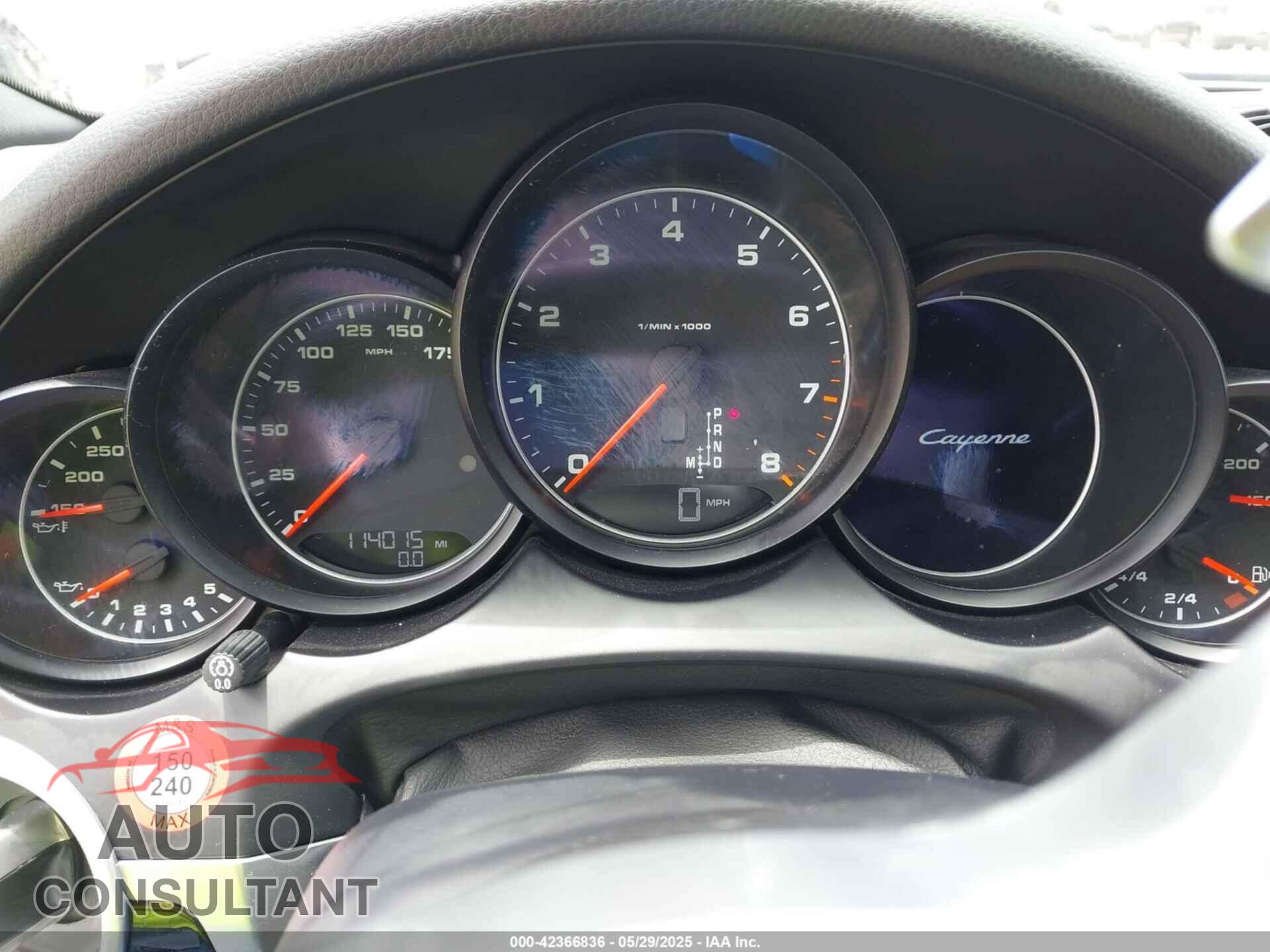 PORSCHE CAYENNE 2016 - WP1AA2A24GKA11755