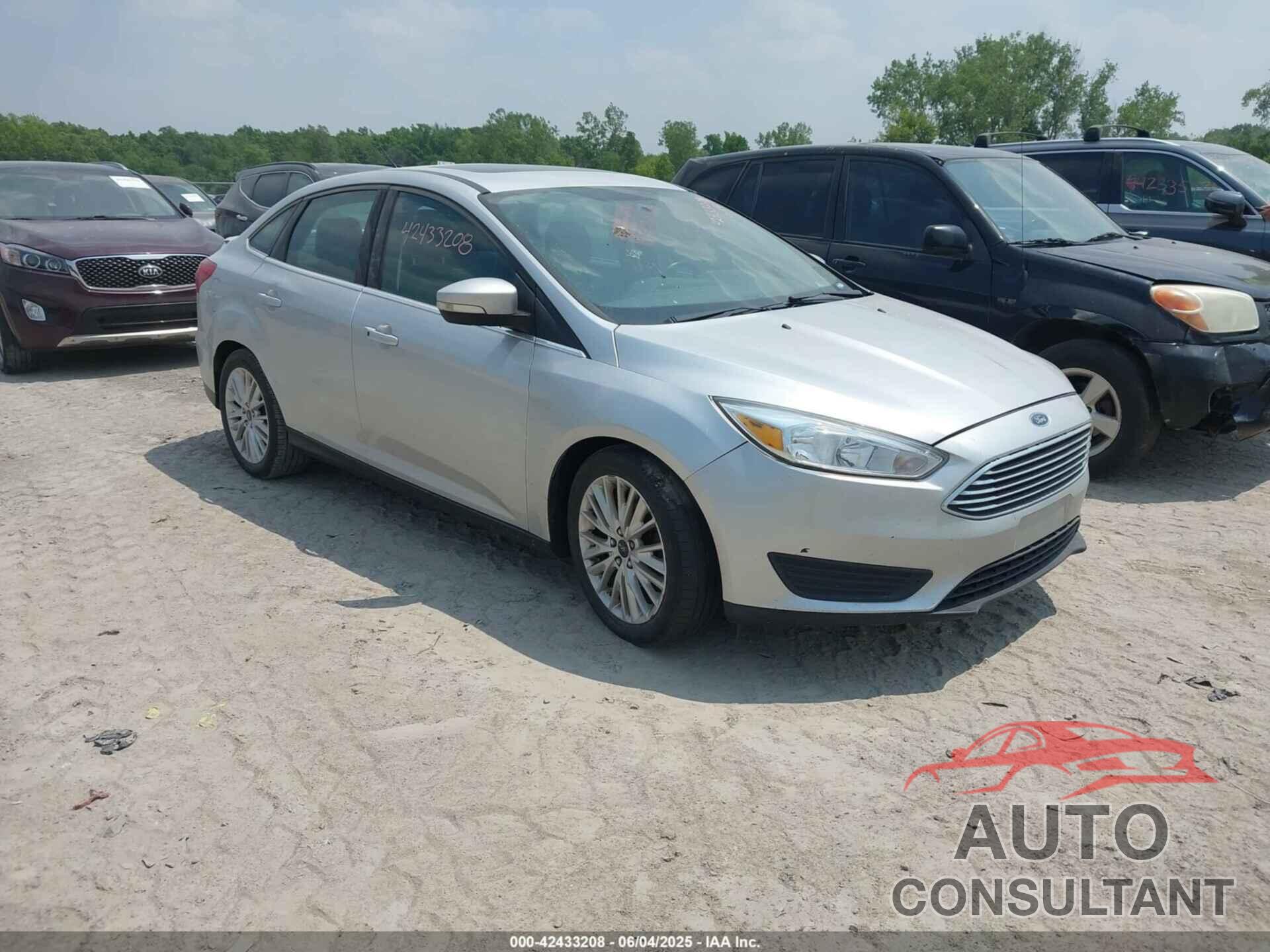 FORD FOCUS 2015 - 1FADP3J24FL280341