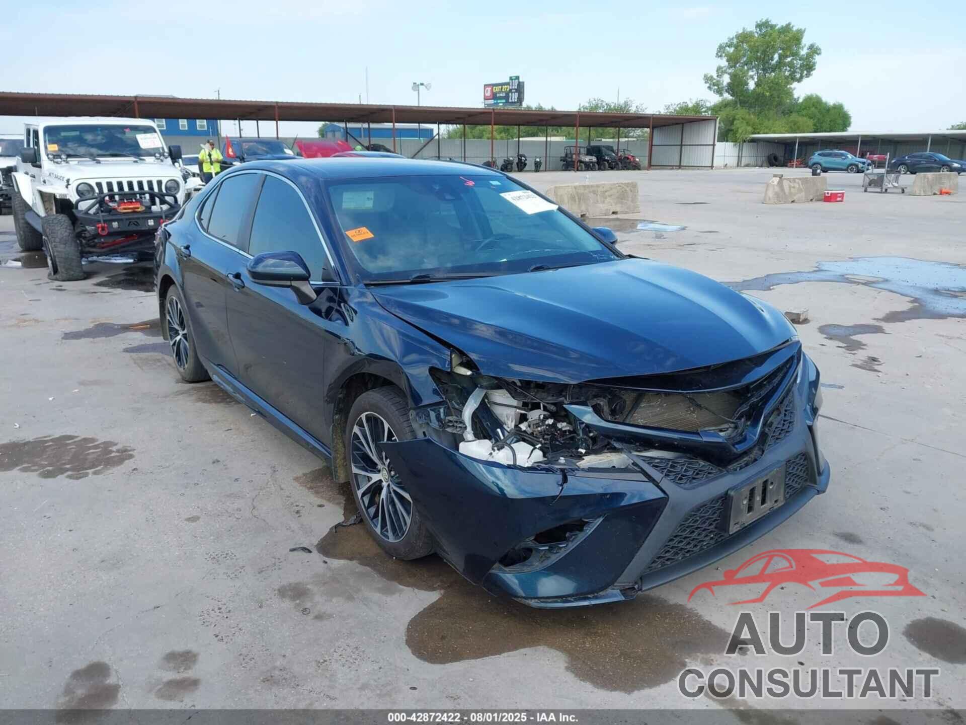 TOYOTA CAMRY 2019 - 4T1B11HK0KU830230