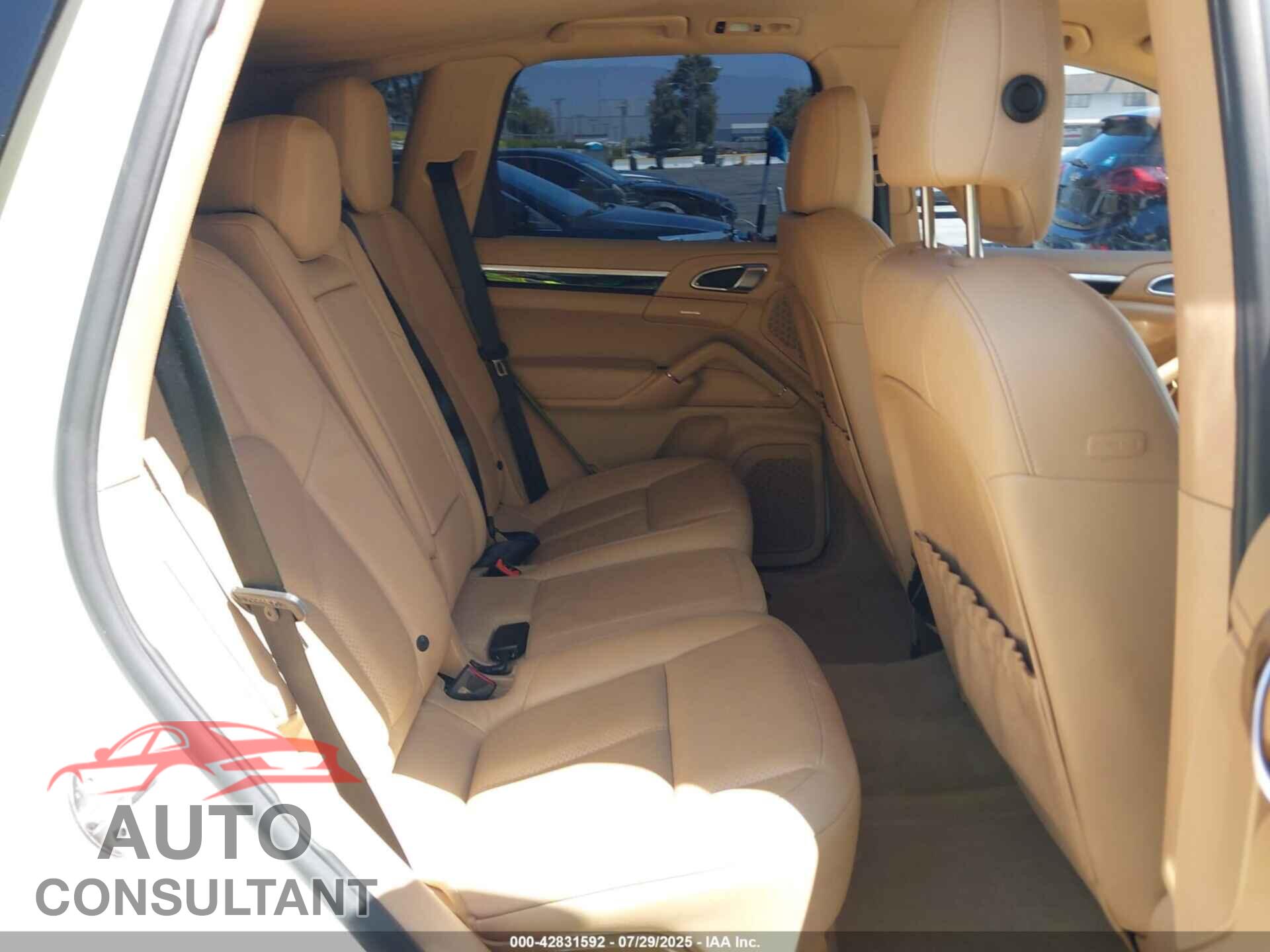 PORSCHE CAYENNE 2011 - WP1AA2A2XBLA01444