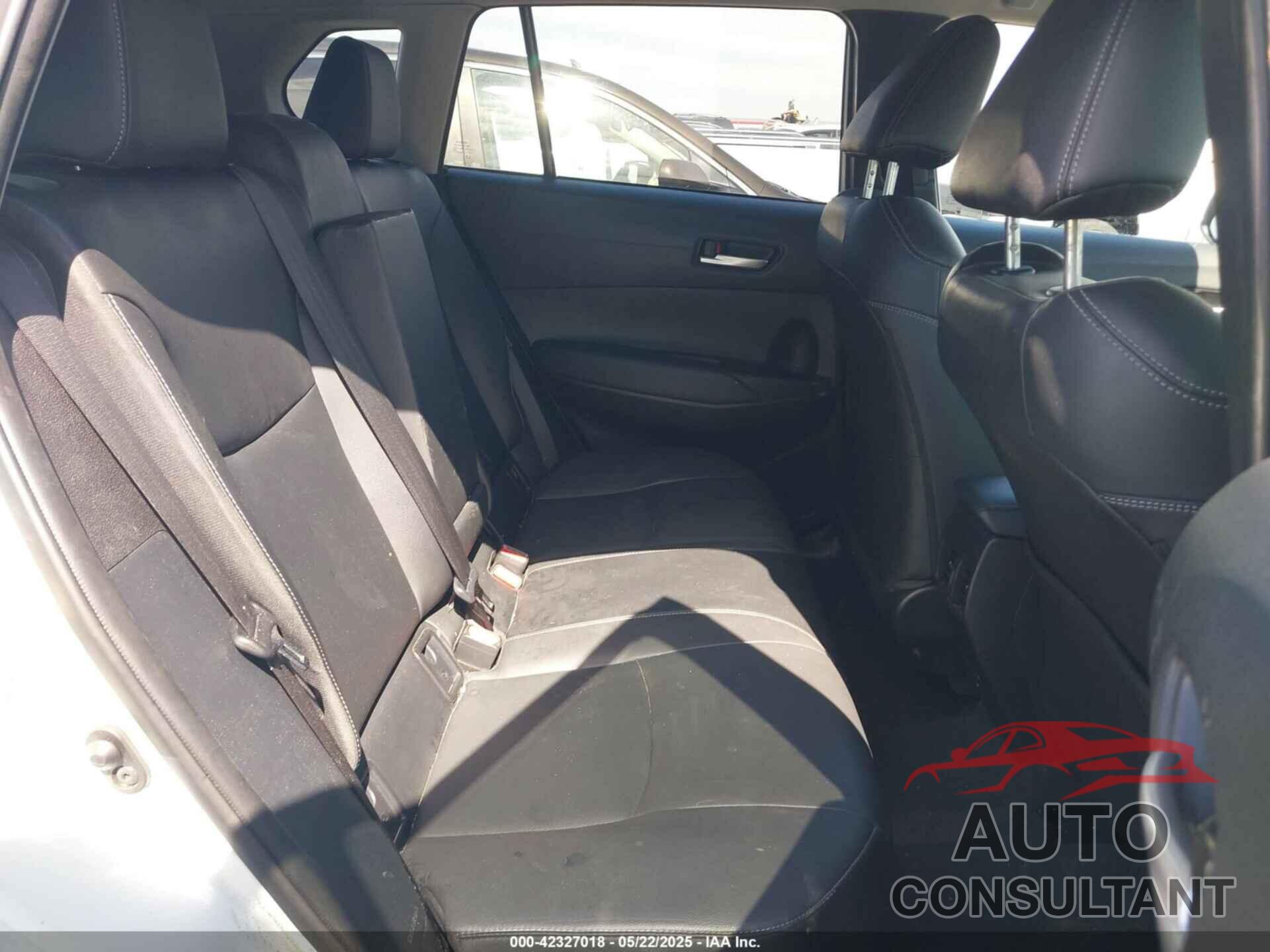TOYOTA COROLLA CROSS 2022 - 7MUEAAAG0NV003723