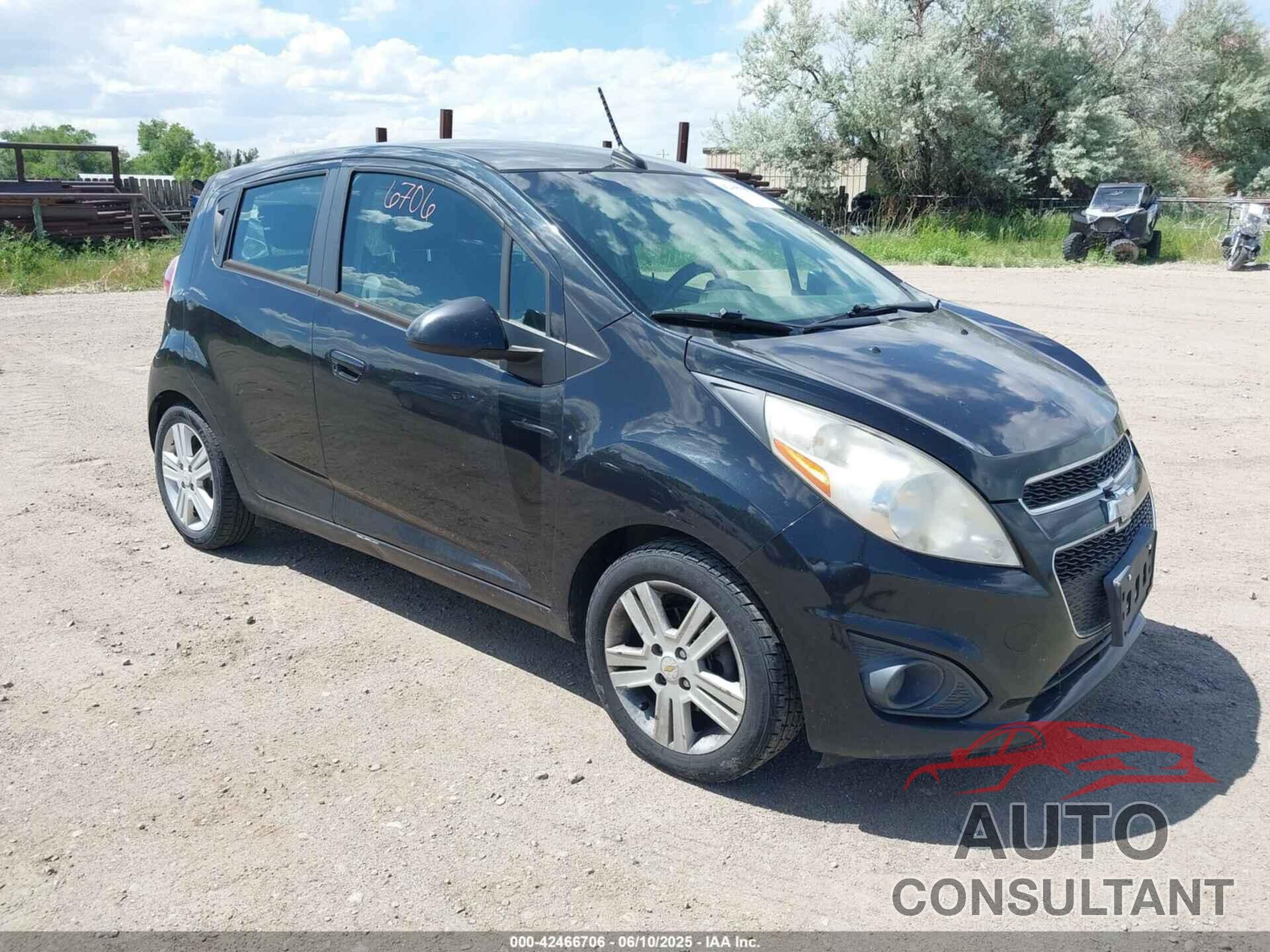 CHEVROLET SPARK 2013 - KL8CA6S94DC586367