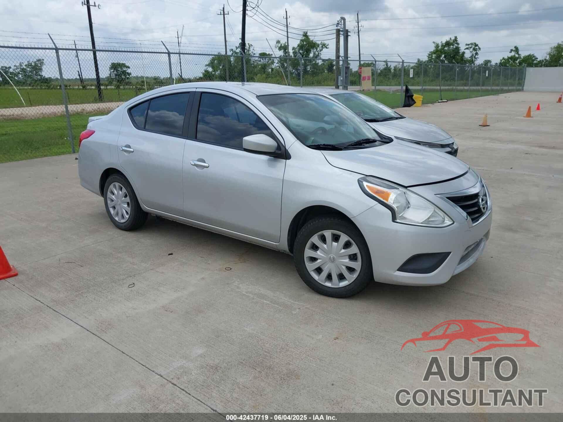NISSAN VERSA 2015 - 3N1CN7AP8FL933114