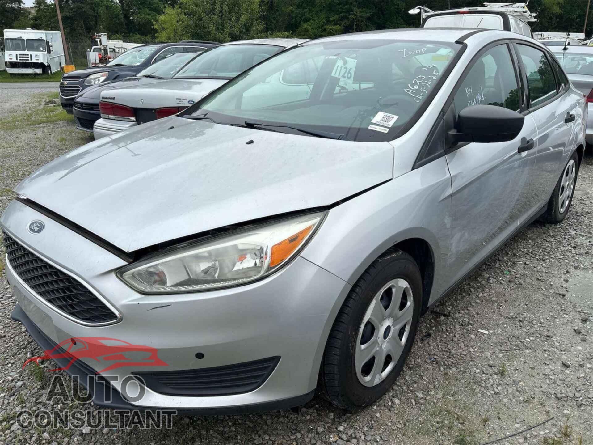 FORD FOCUS 2016 - 1FADP3E22GL366131