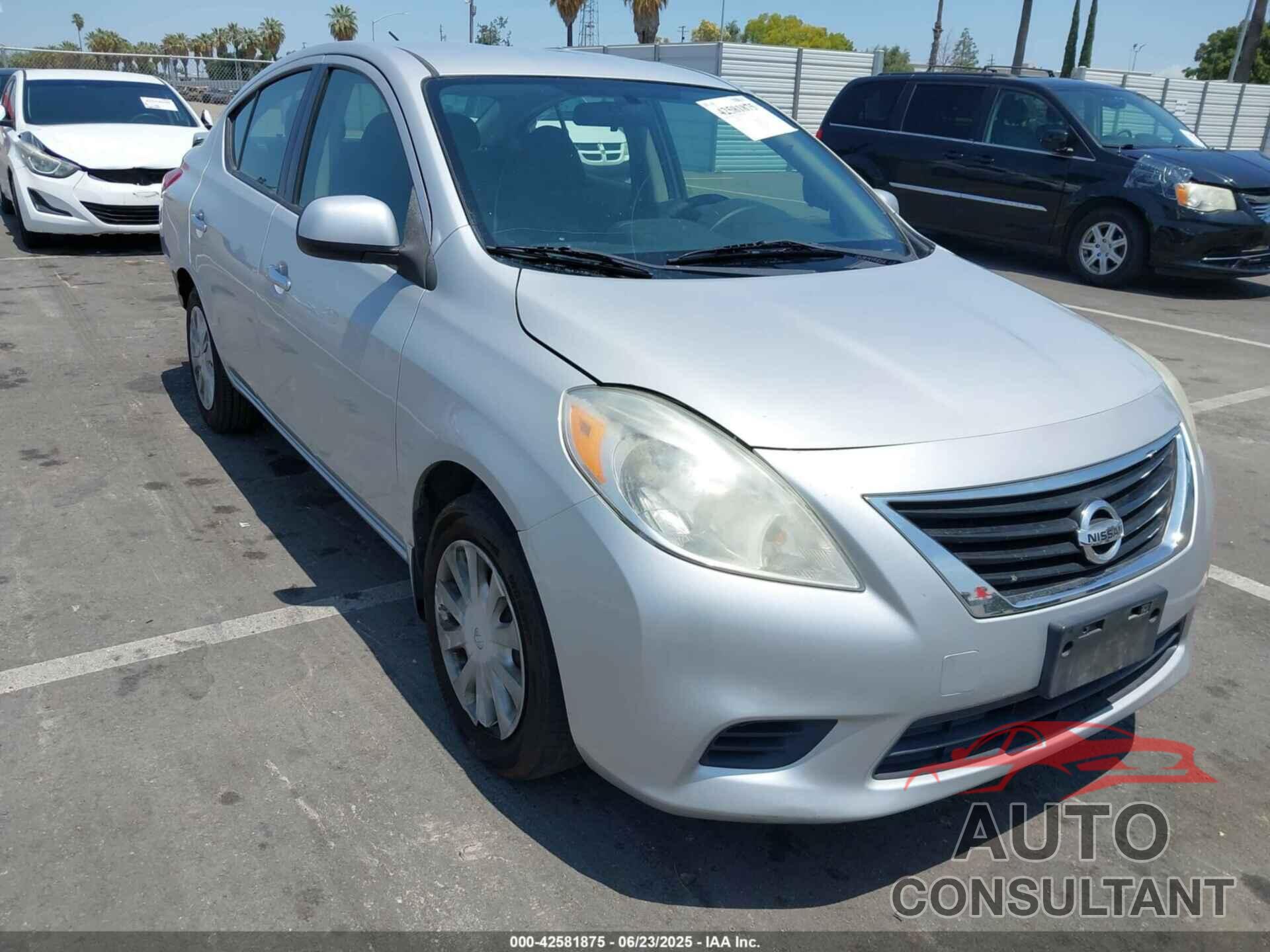 NISSAN VERSA 2014 - 3N1CN7AP0EK458028
