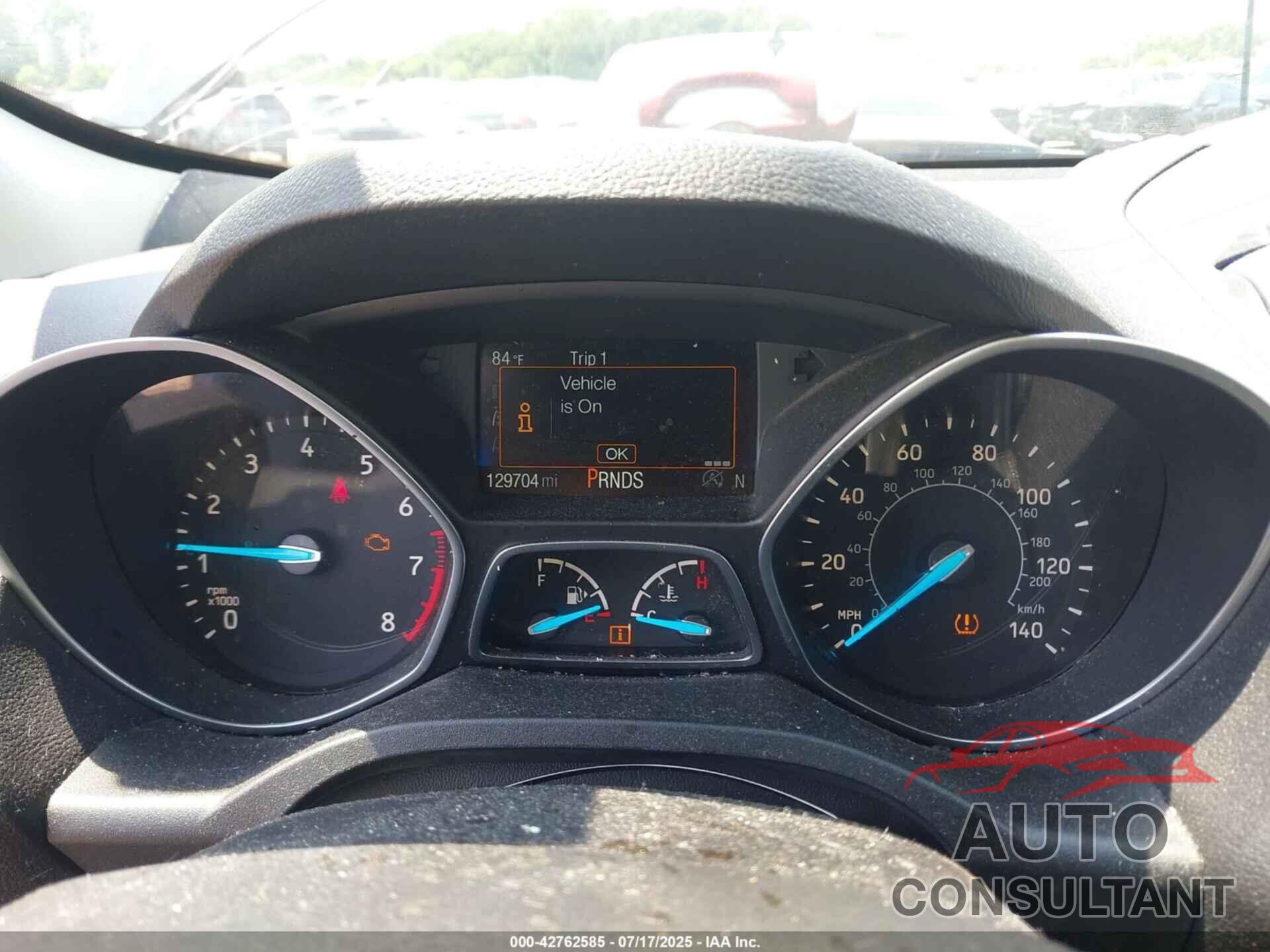FORD ESCAPE 2018 - 1FMCU9HD4JUB30852