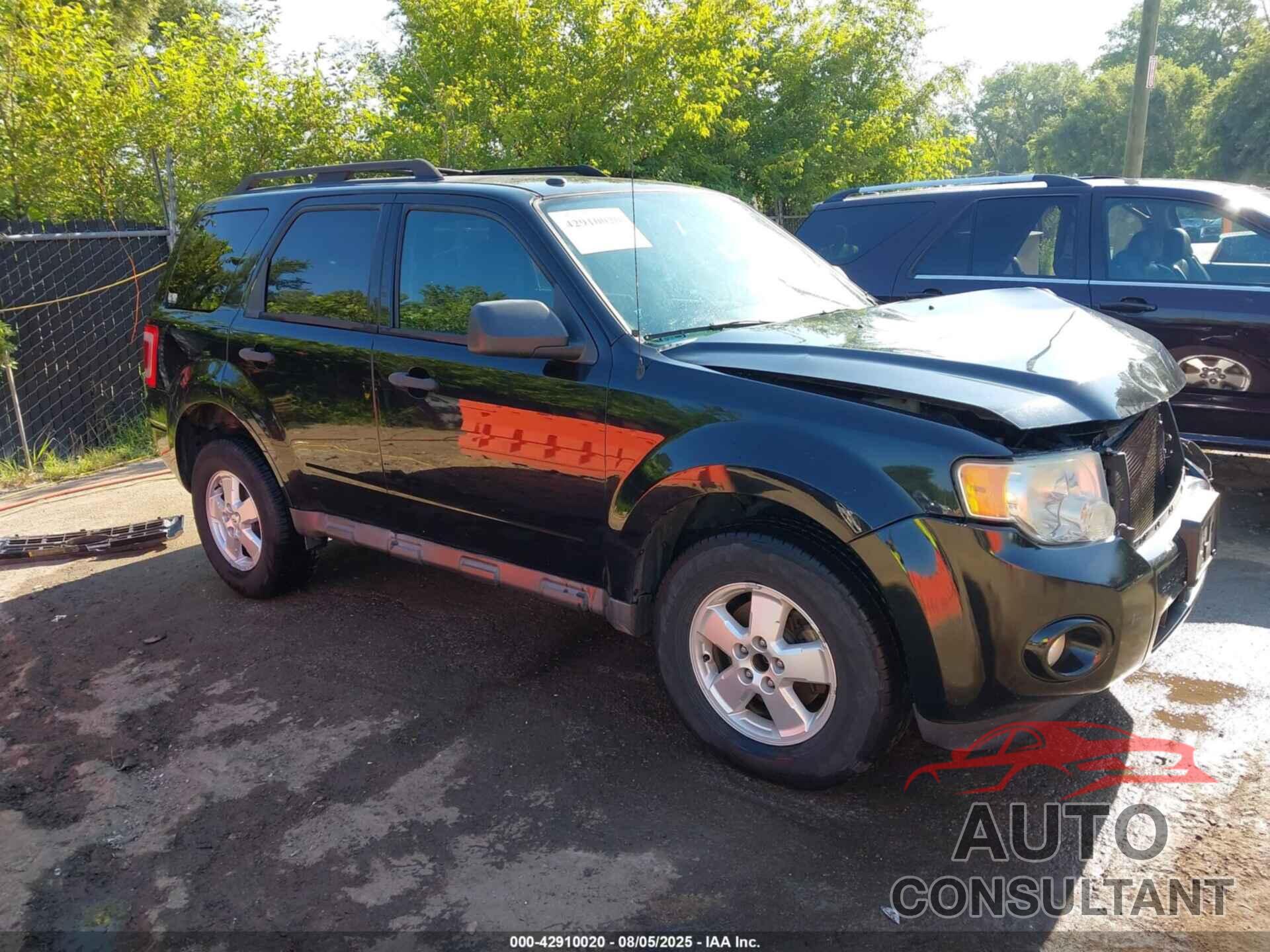 FORD ESCAPE 2010 - 1FMCU9DG6AKB92720