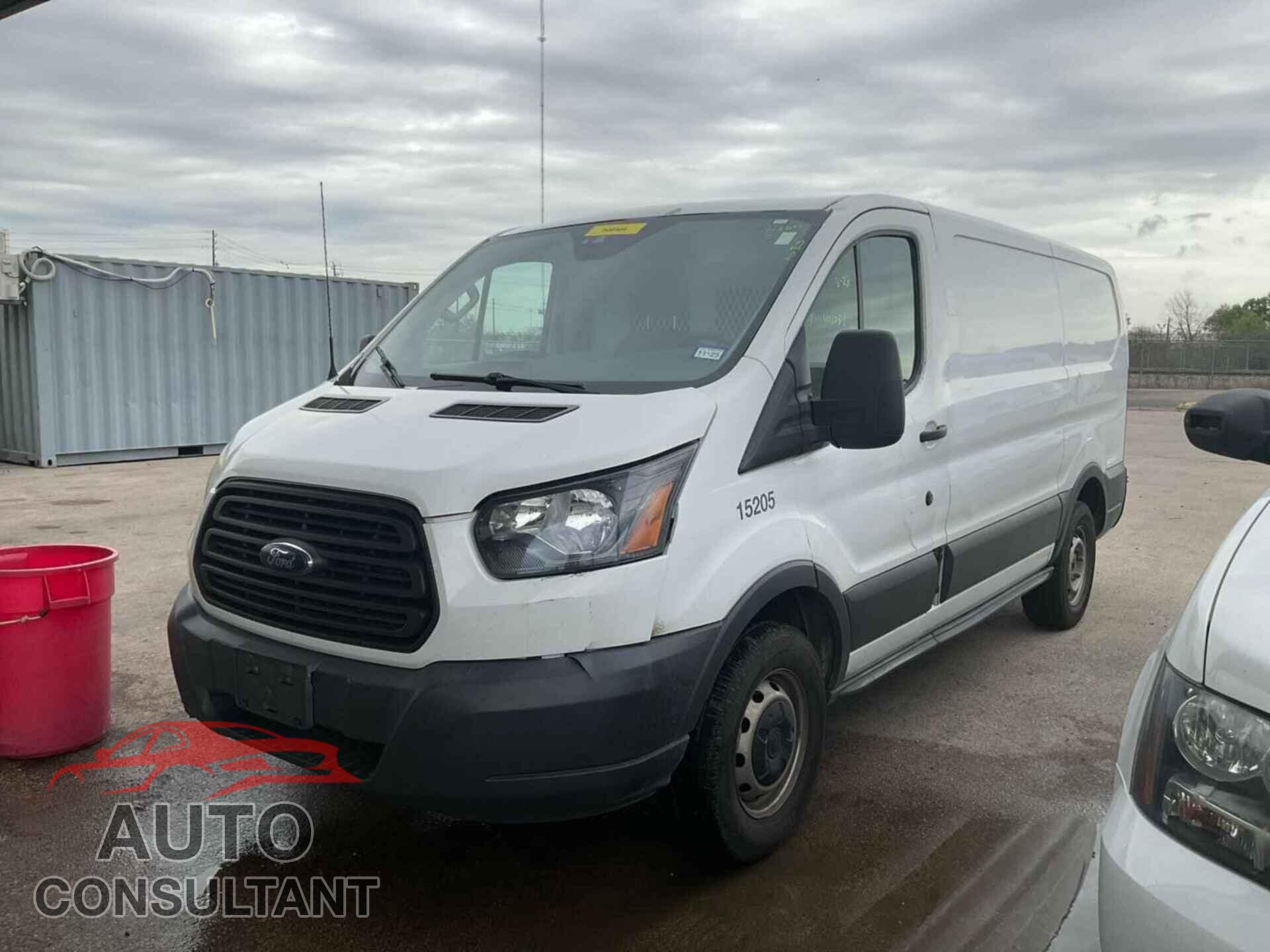 FORD TRANSIT 2015 - 1FTNE1YM7FKB30004