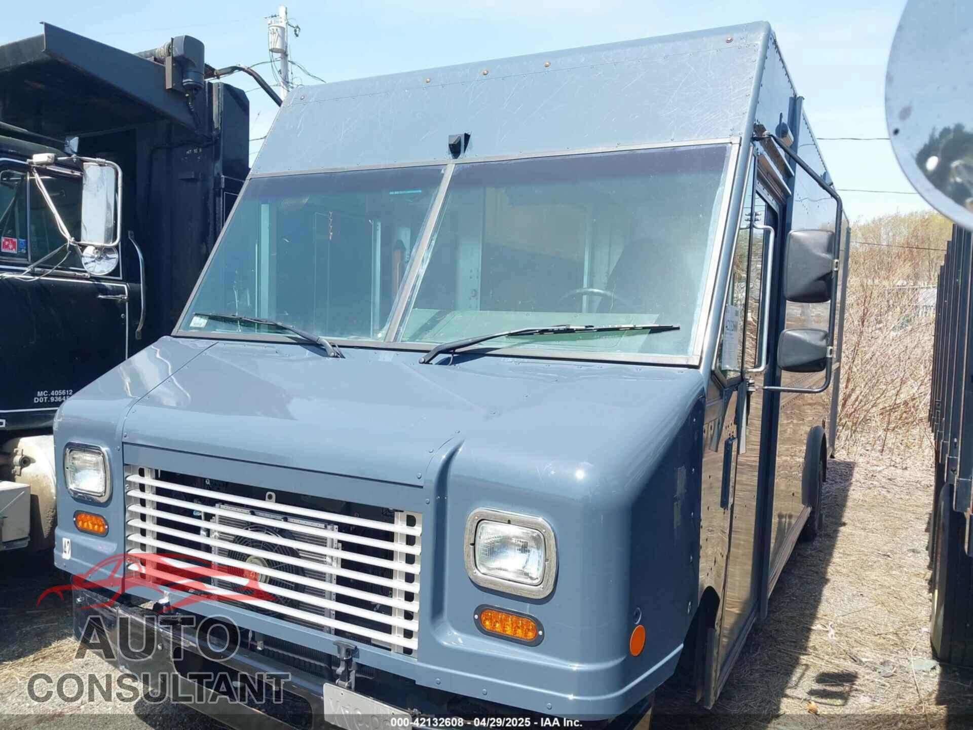FORD E-450 STRIPPED 2019 - 1FC3E4K63KDC48097