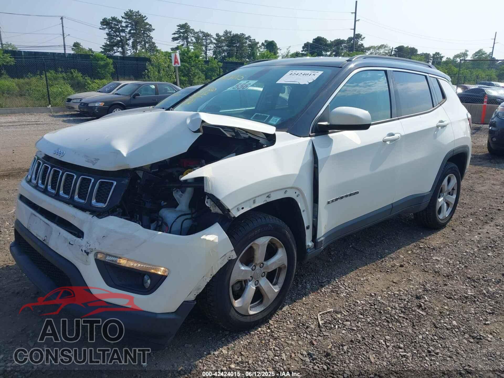 JEEP COMPASS 2019 - 3C4NJDBB2KT792196