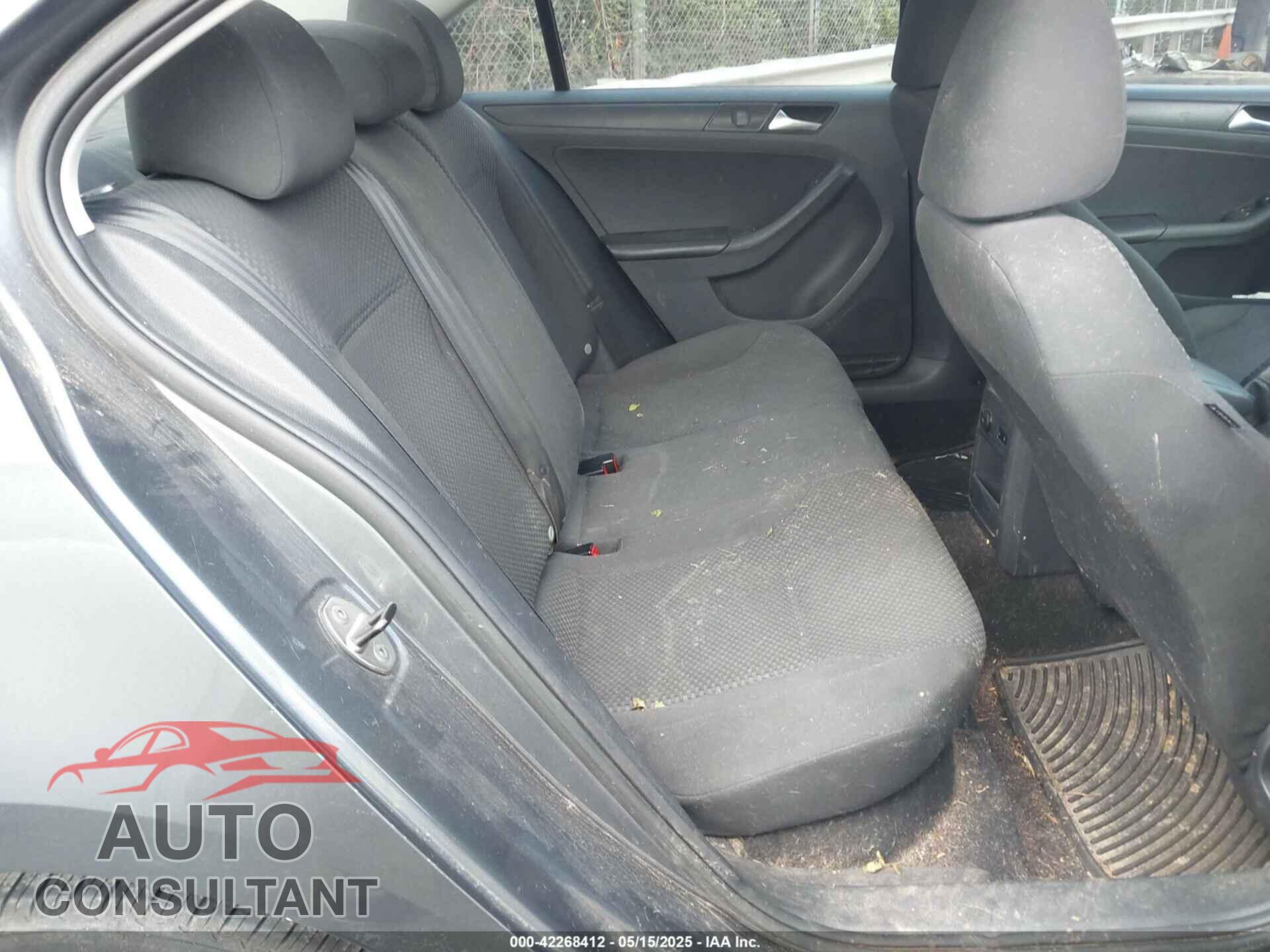 VOLKSWAGEN JETTA 2013 - 3VW1K7AJ9DM261013