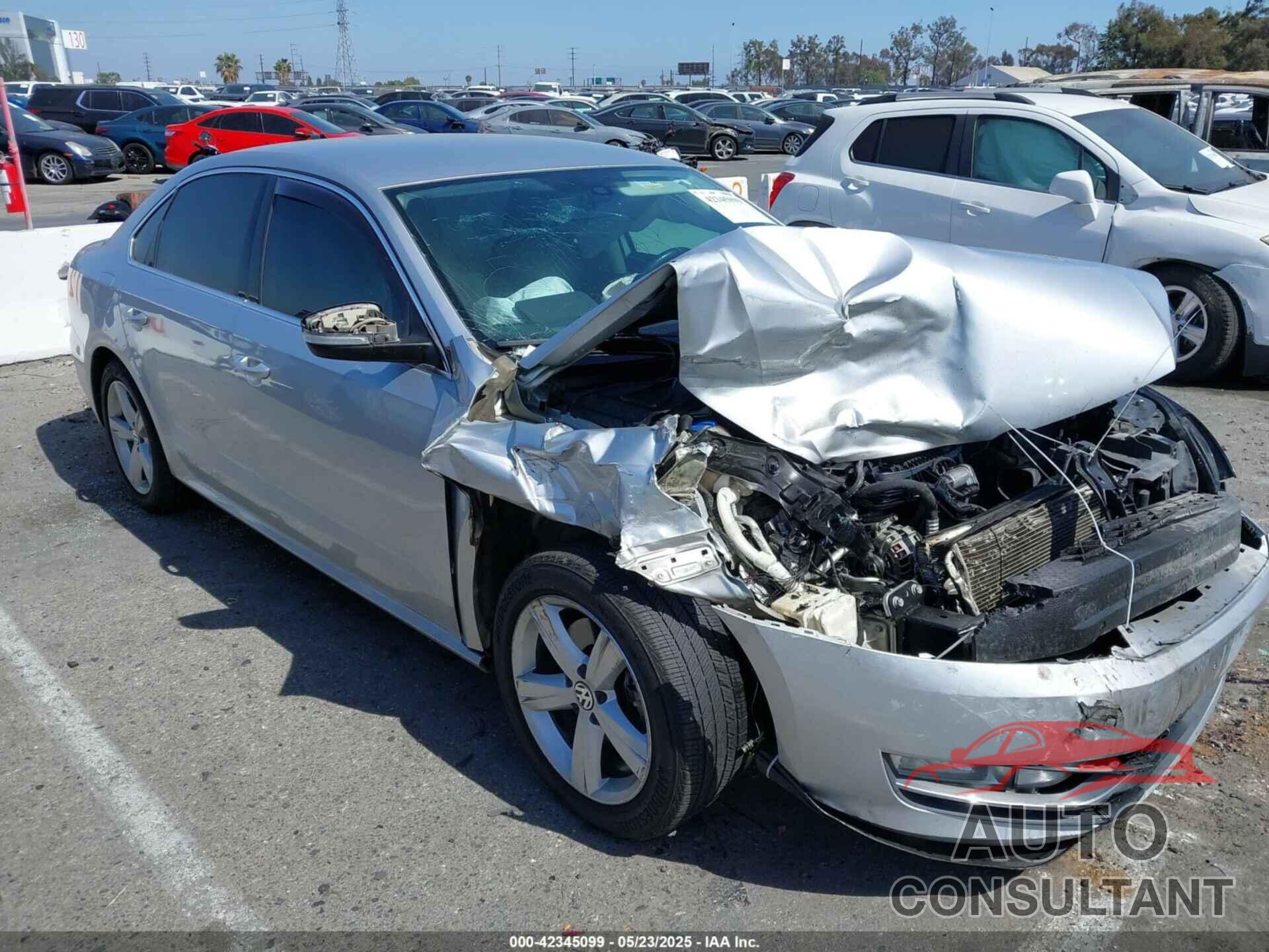 VOLKSWAGEN PASSAT 2015 - 1VWAT7A32FC121503