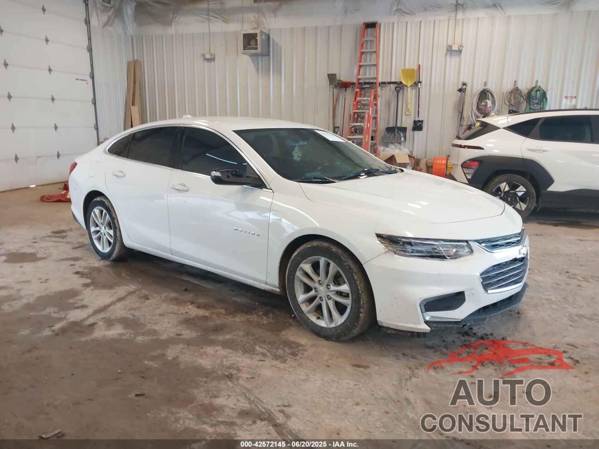 CHEVROLET MALIBU 2018 - 1G1ZD5ST8JF208568