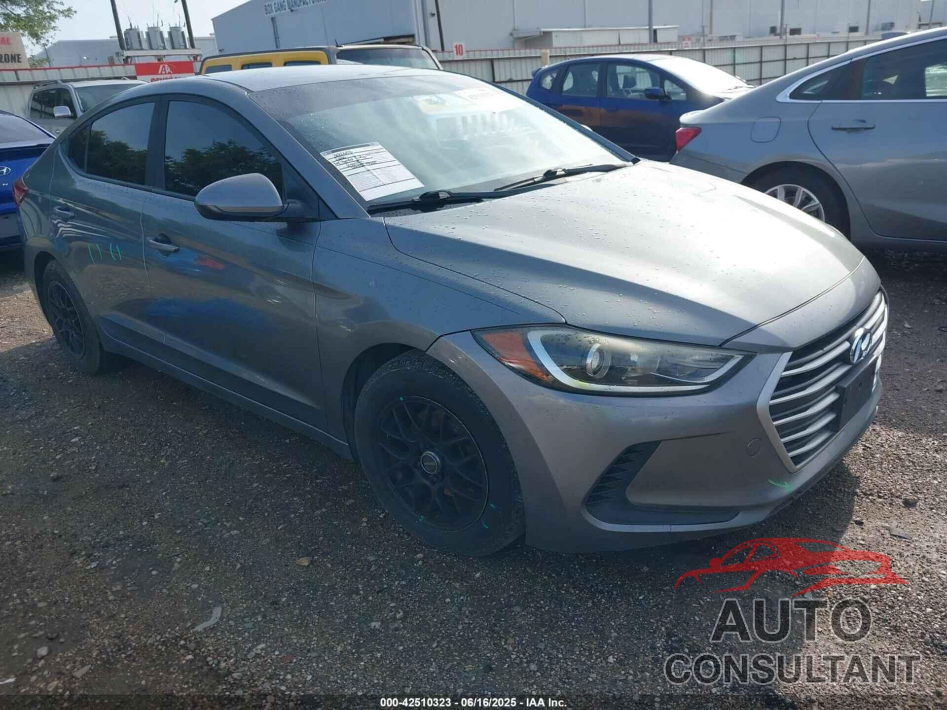 HYUNDAI ELANTRA 2017 - KMHD74LF7HU371502