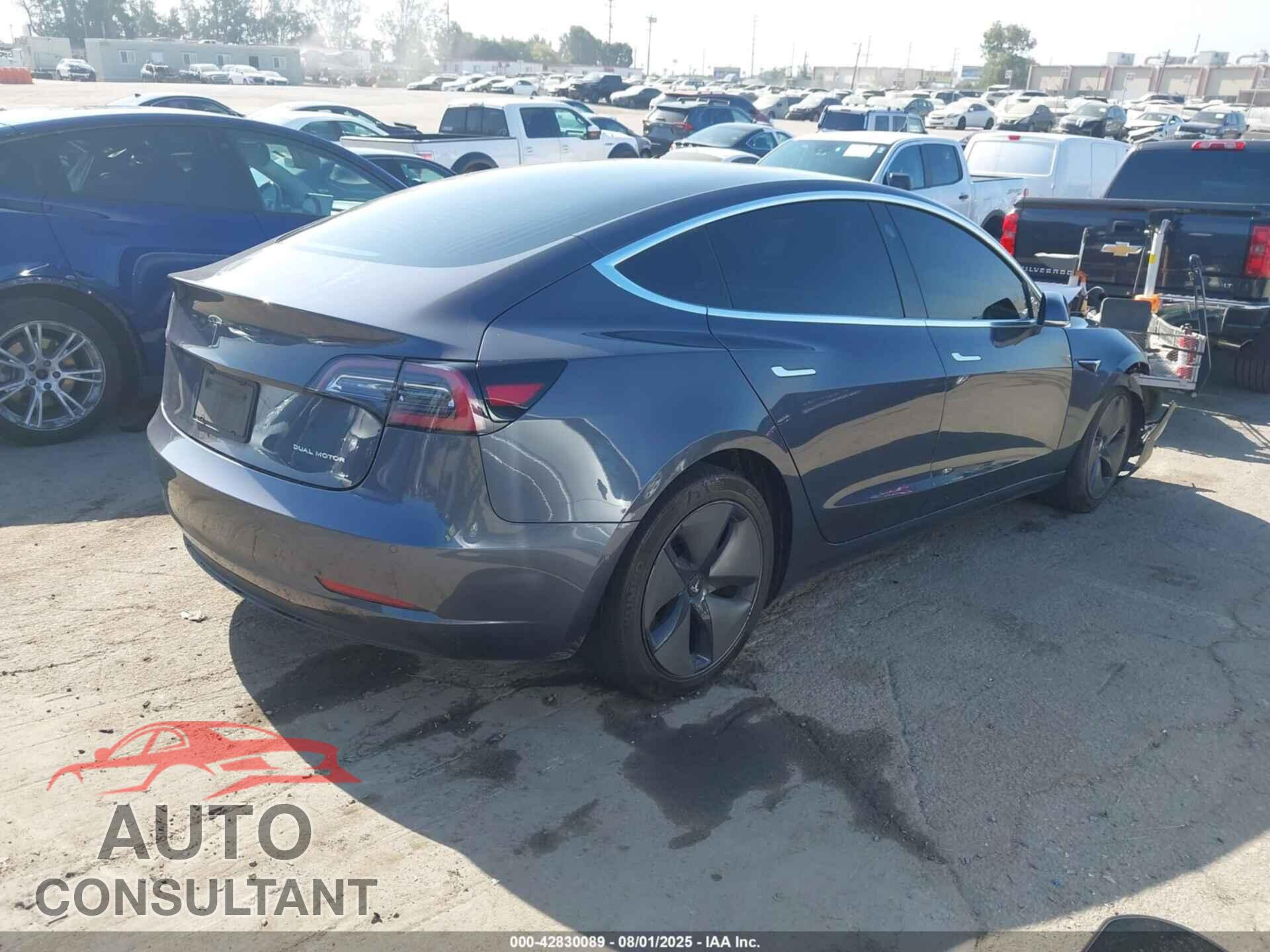 TESLA MODEL 3 2019 - 5YJ3E1EB4KF385937